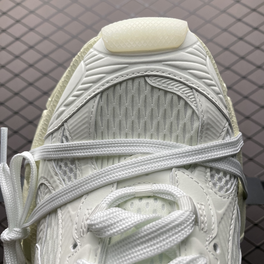 Balenciaga shoe