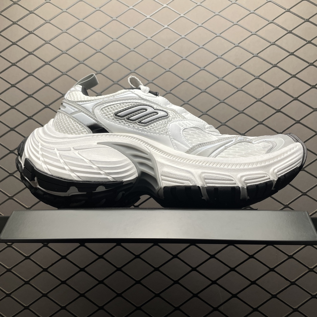 Balenciaga shoe