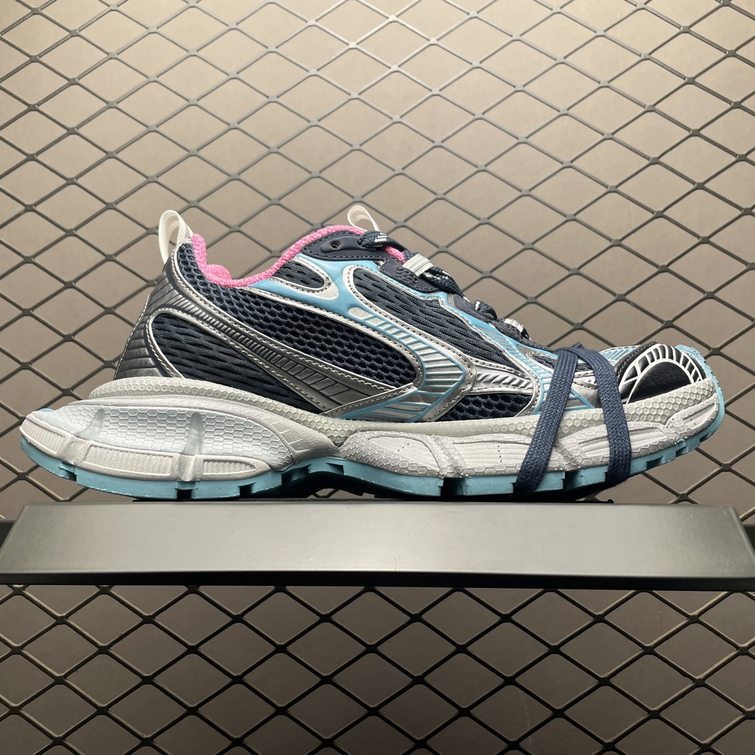 Balenciaga shoe