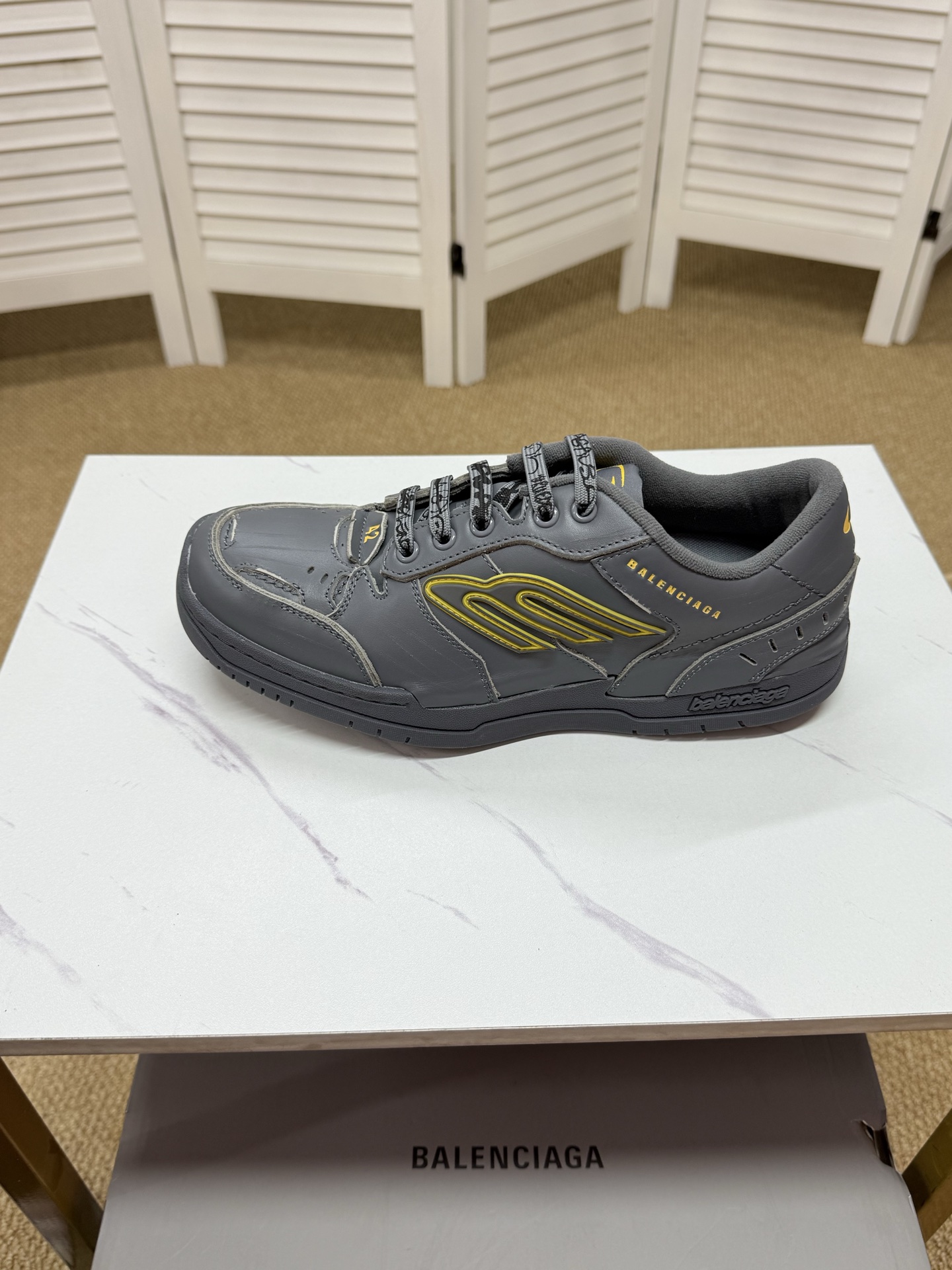 Balenciaga shoe