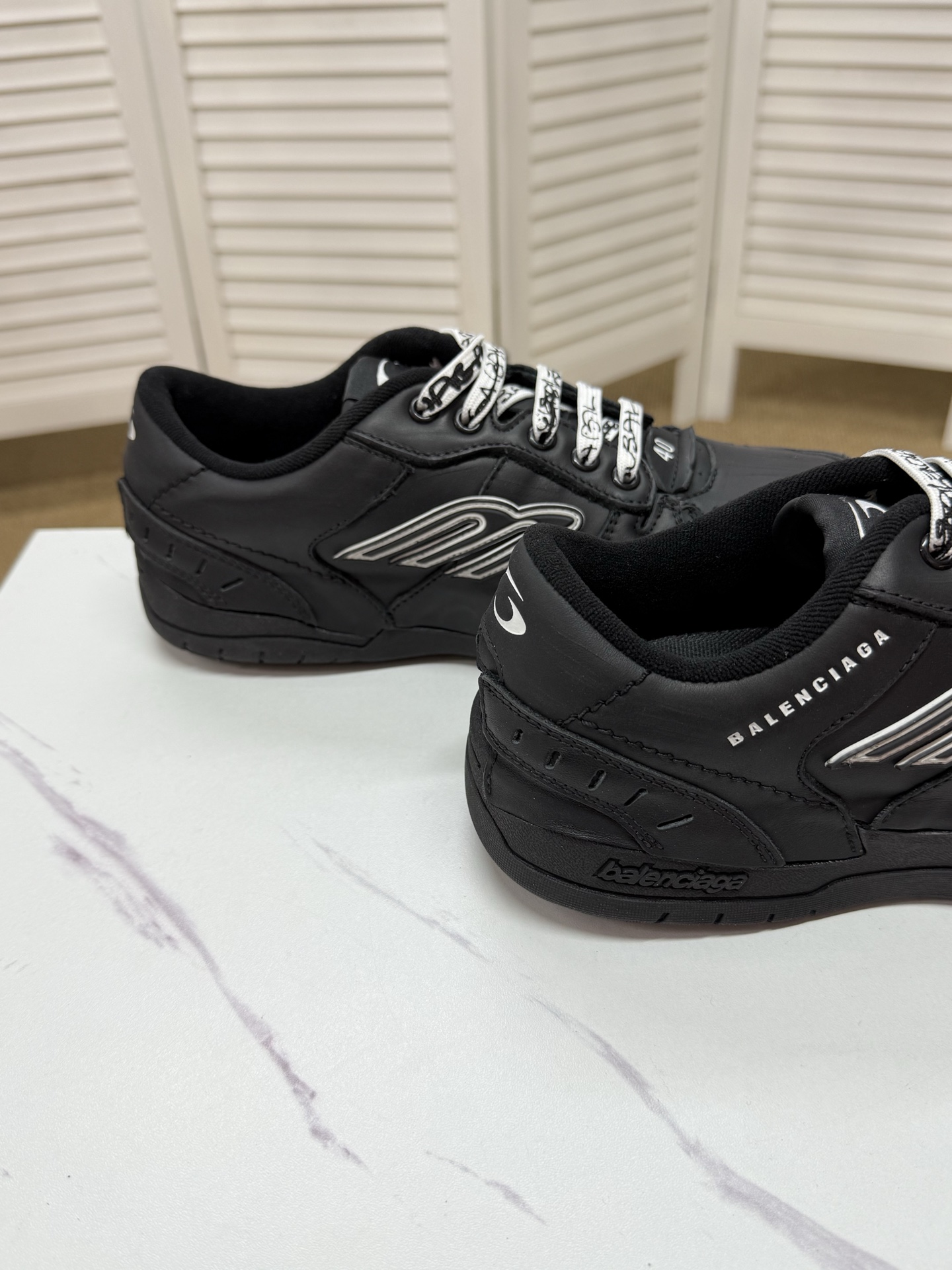 Balenciaga shoe