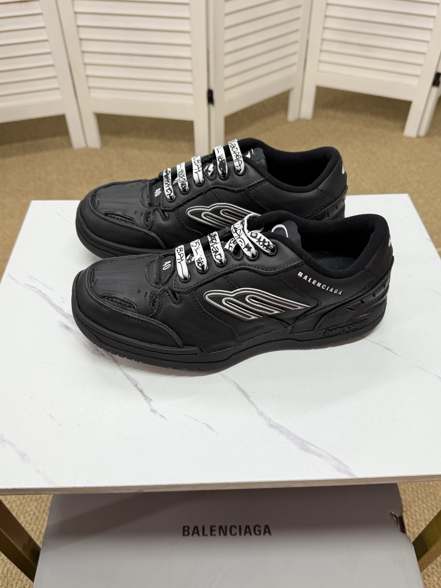 Balenciaga shoe