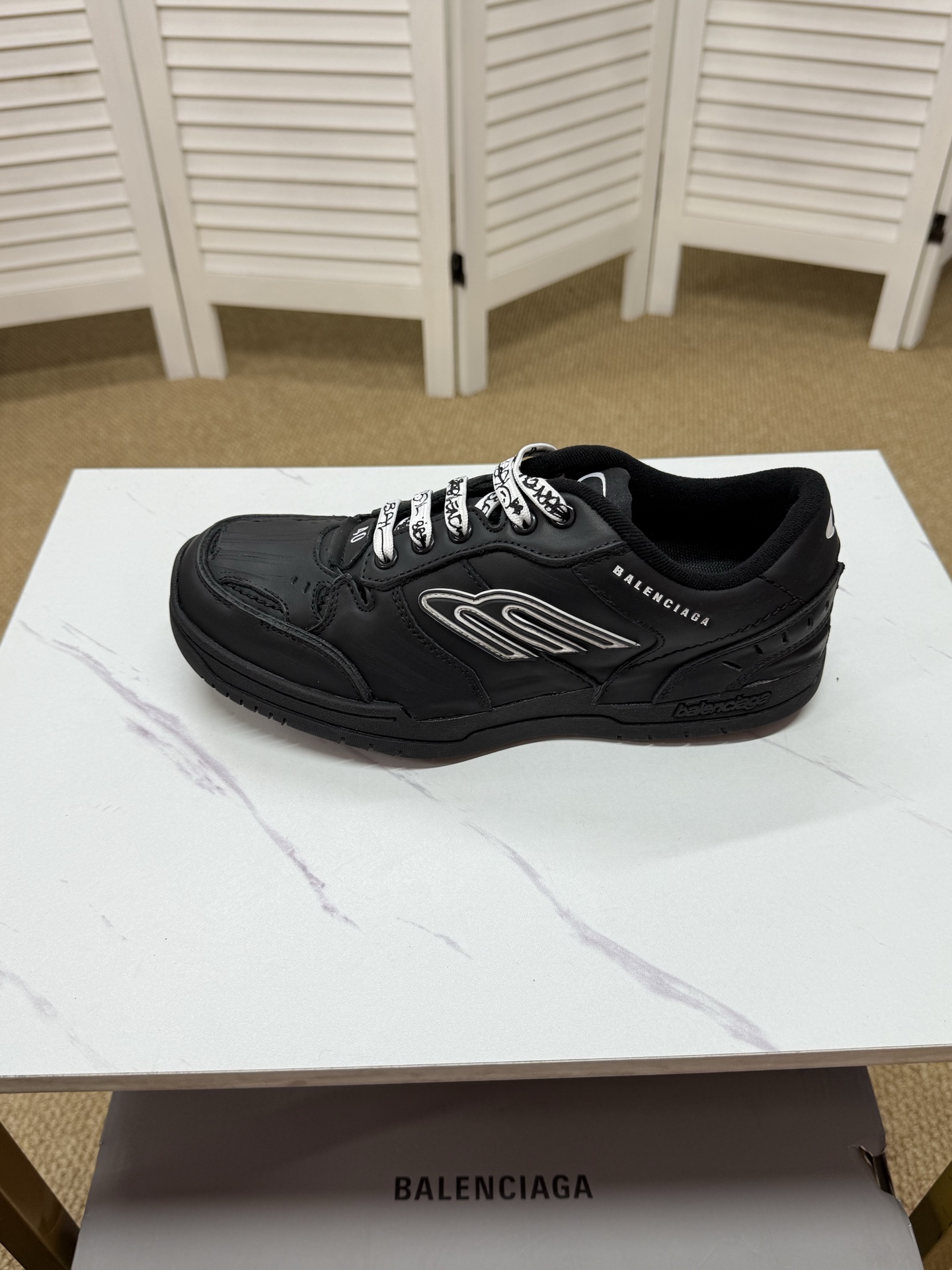 Balenciaga shoe