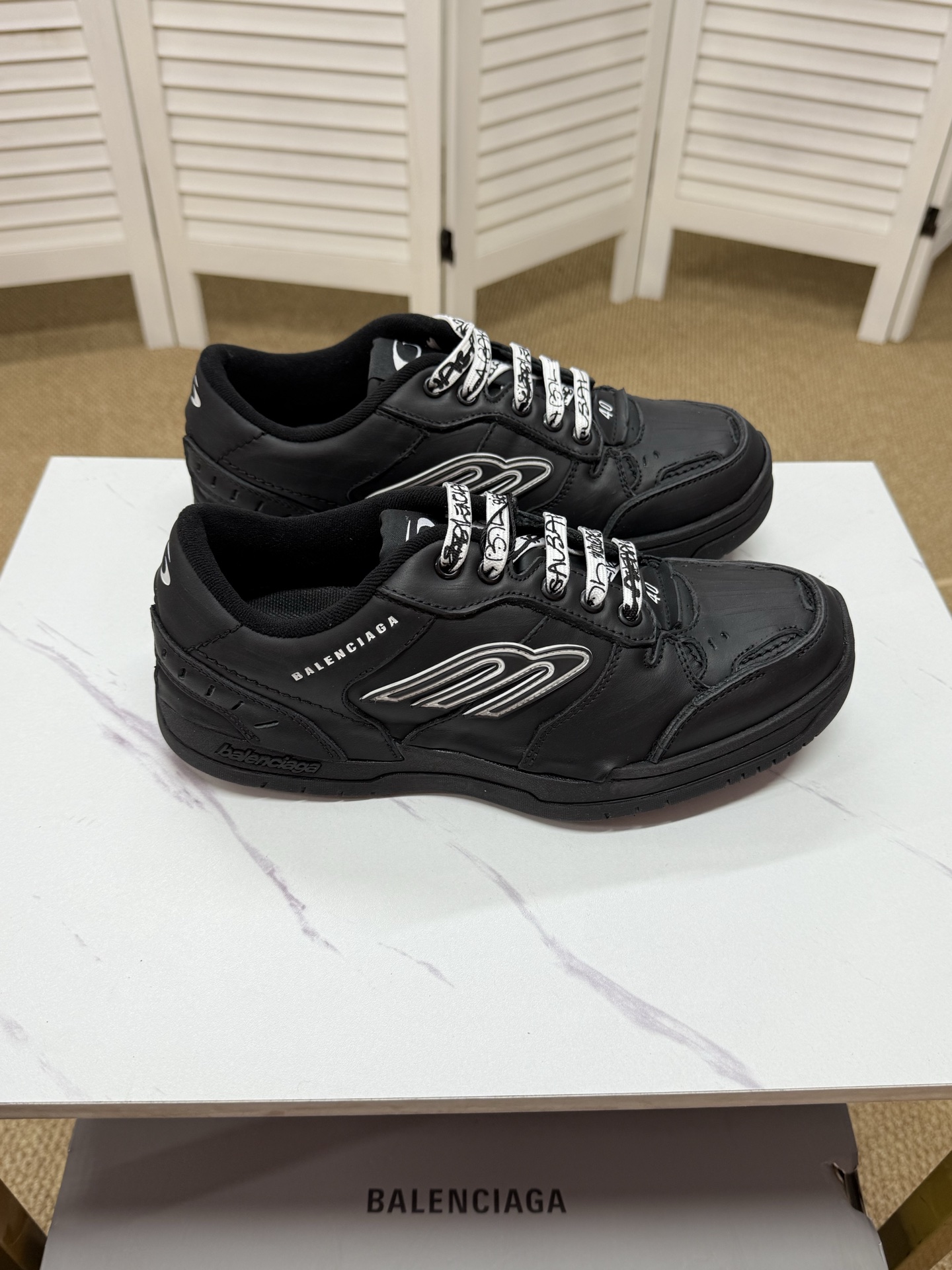Balenciaga shoe