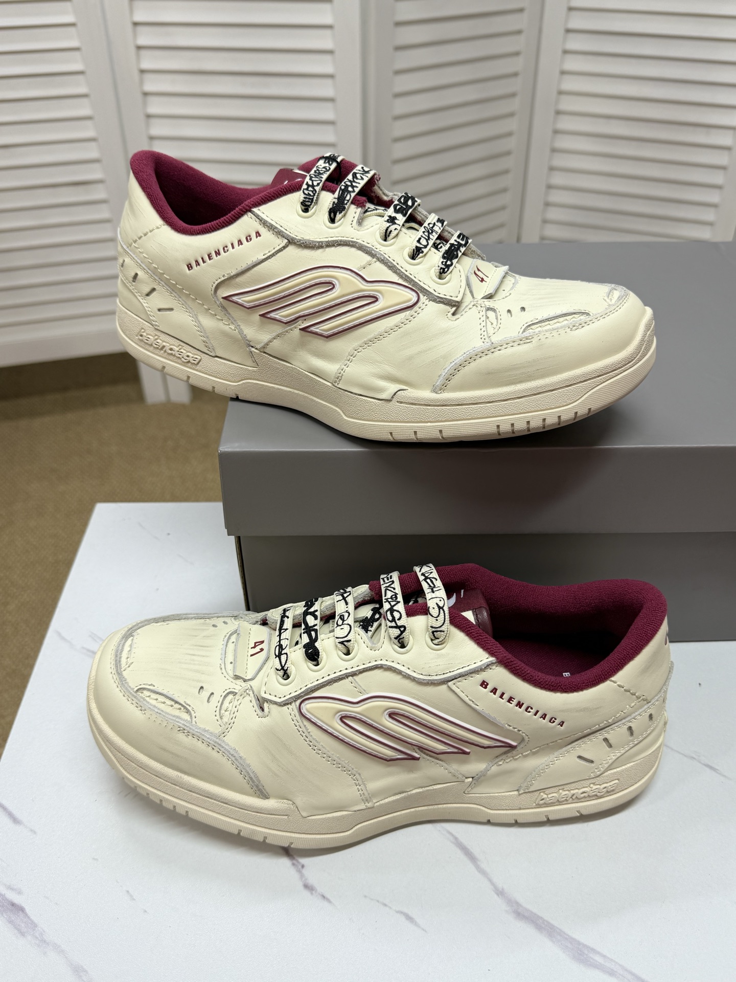 Balenciaga shoe