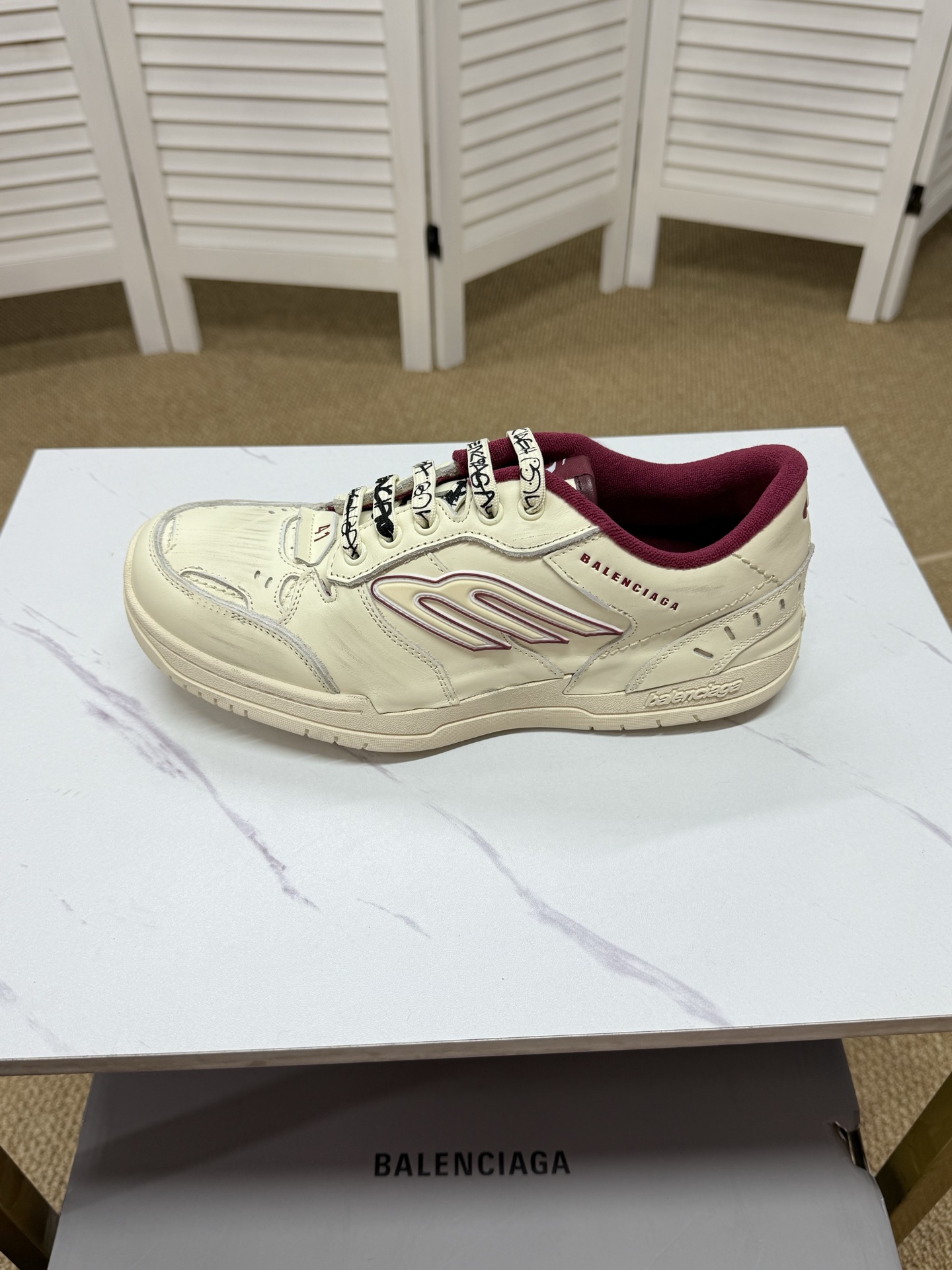 Balenciaga shoe