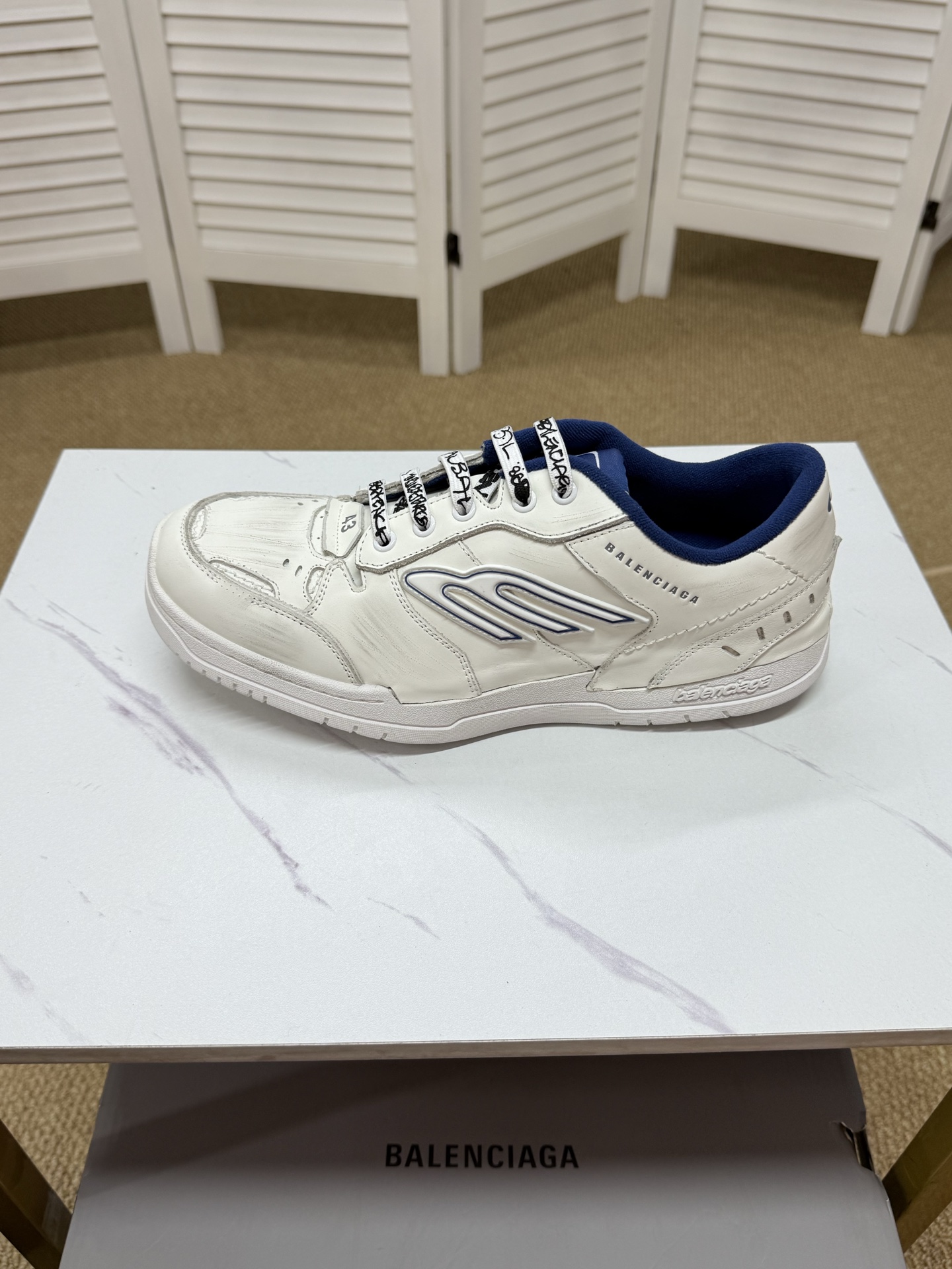 Balenciaga shoe