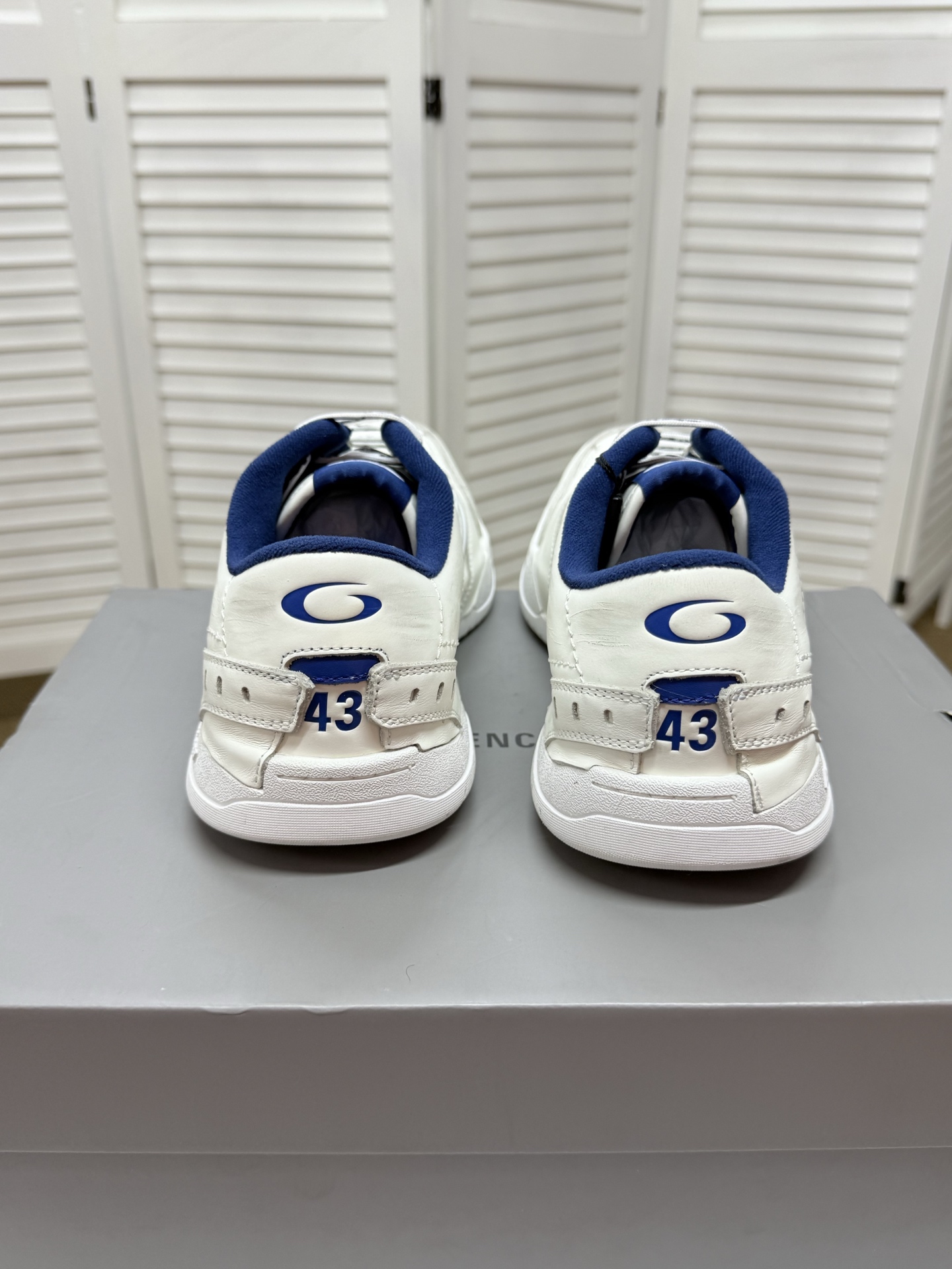 Balenciaga shoe
