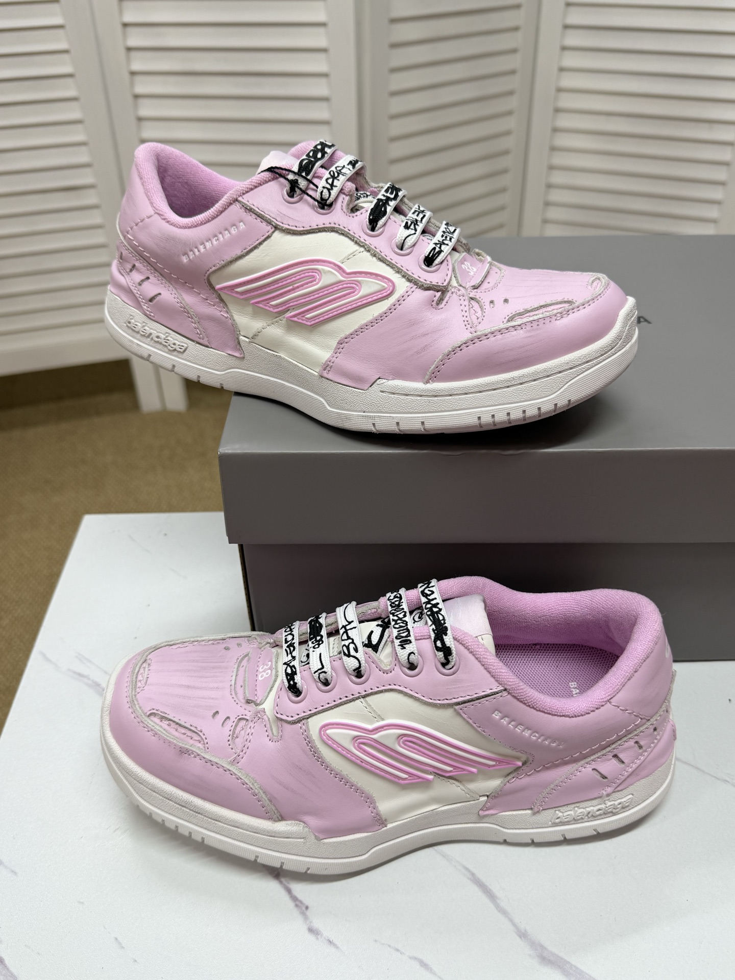 Balenciaga shoe