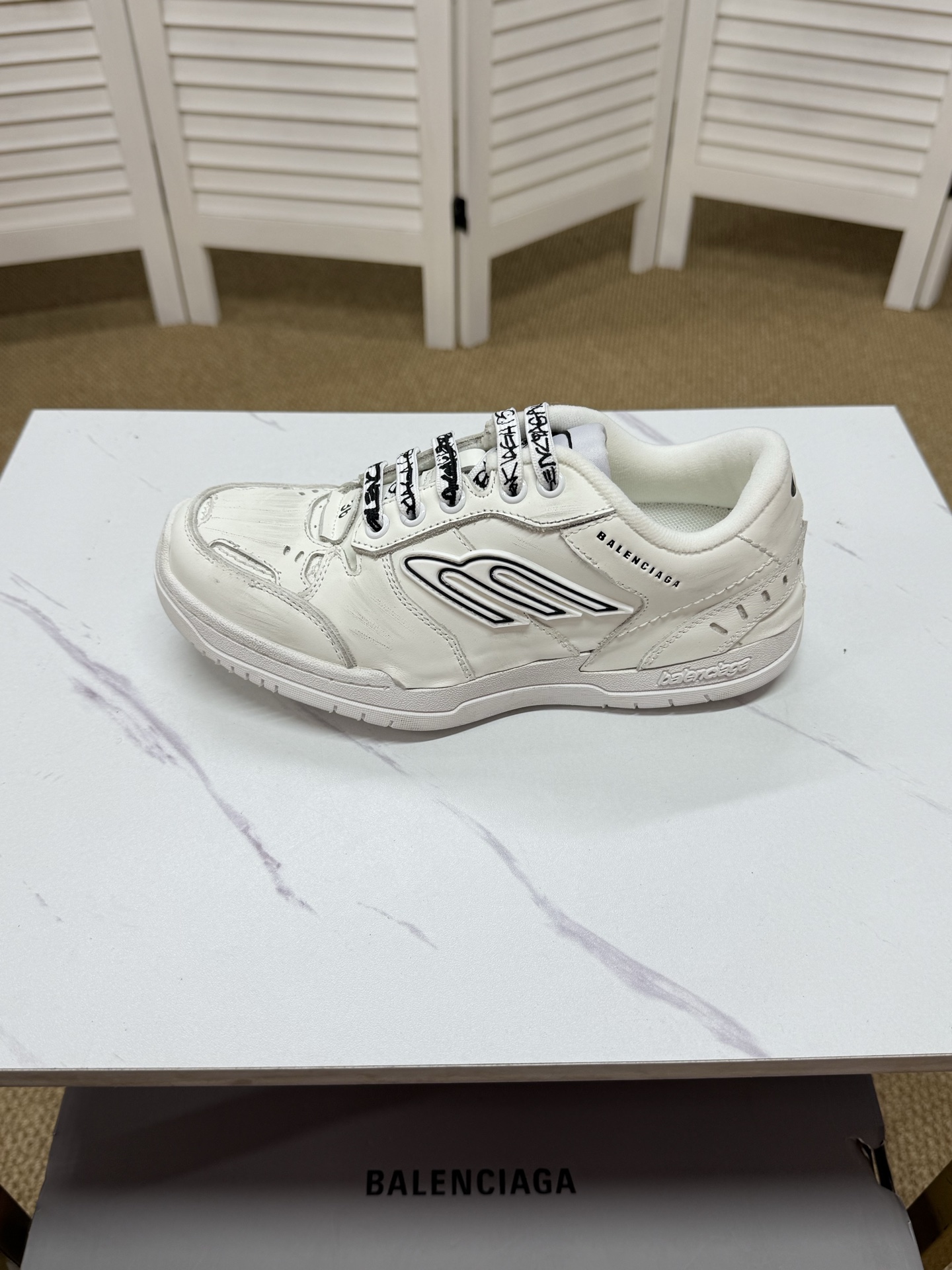 Balenciaga shoe
