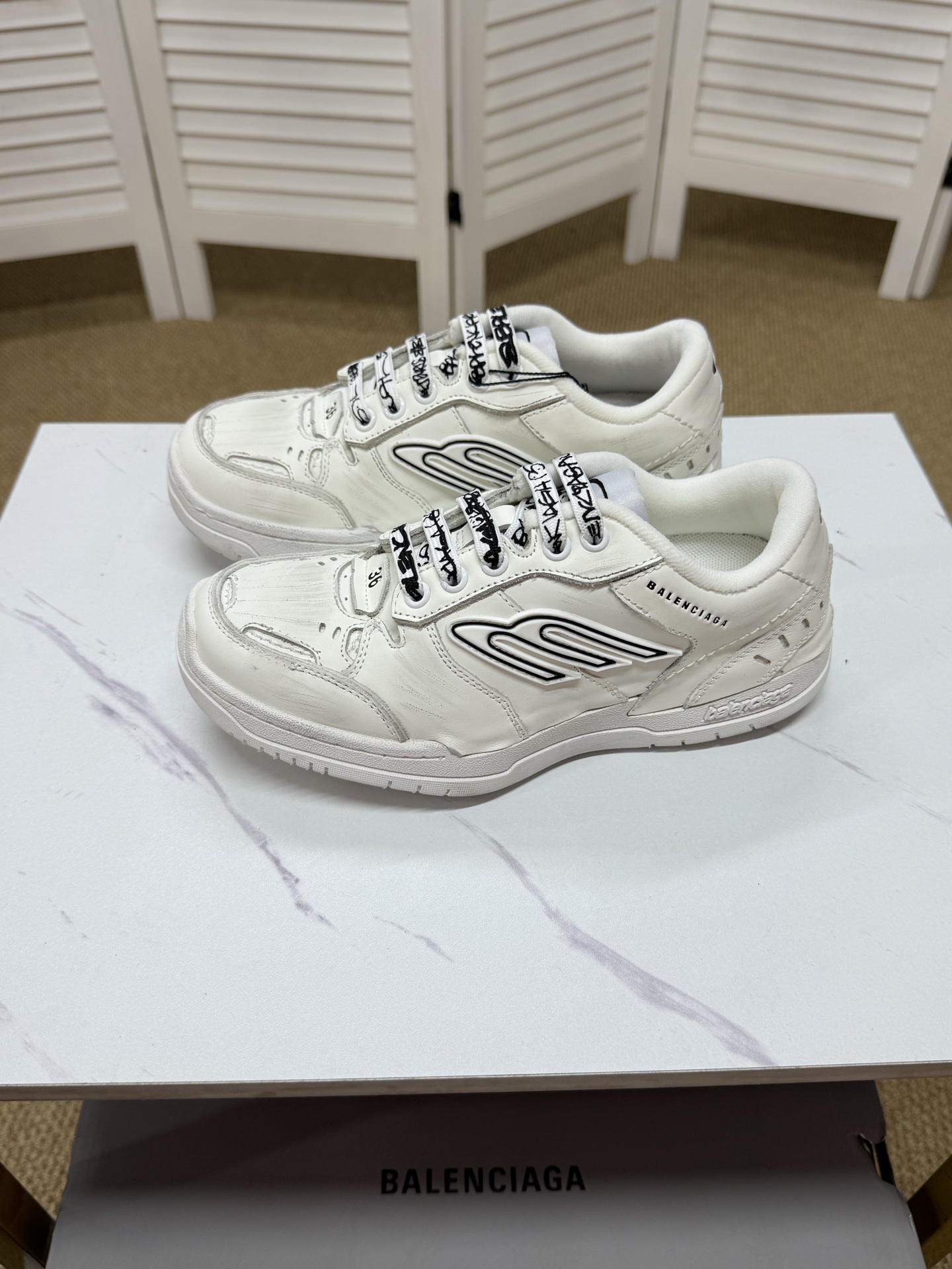 Balenciaga shoe