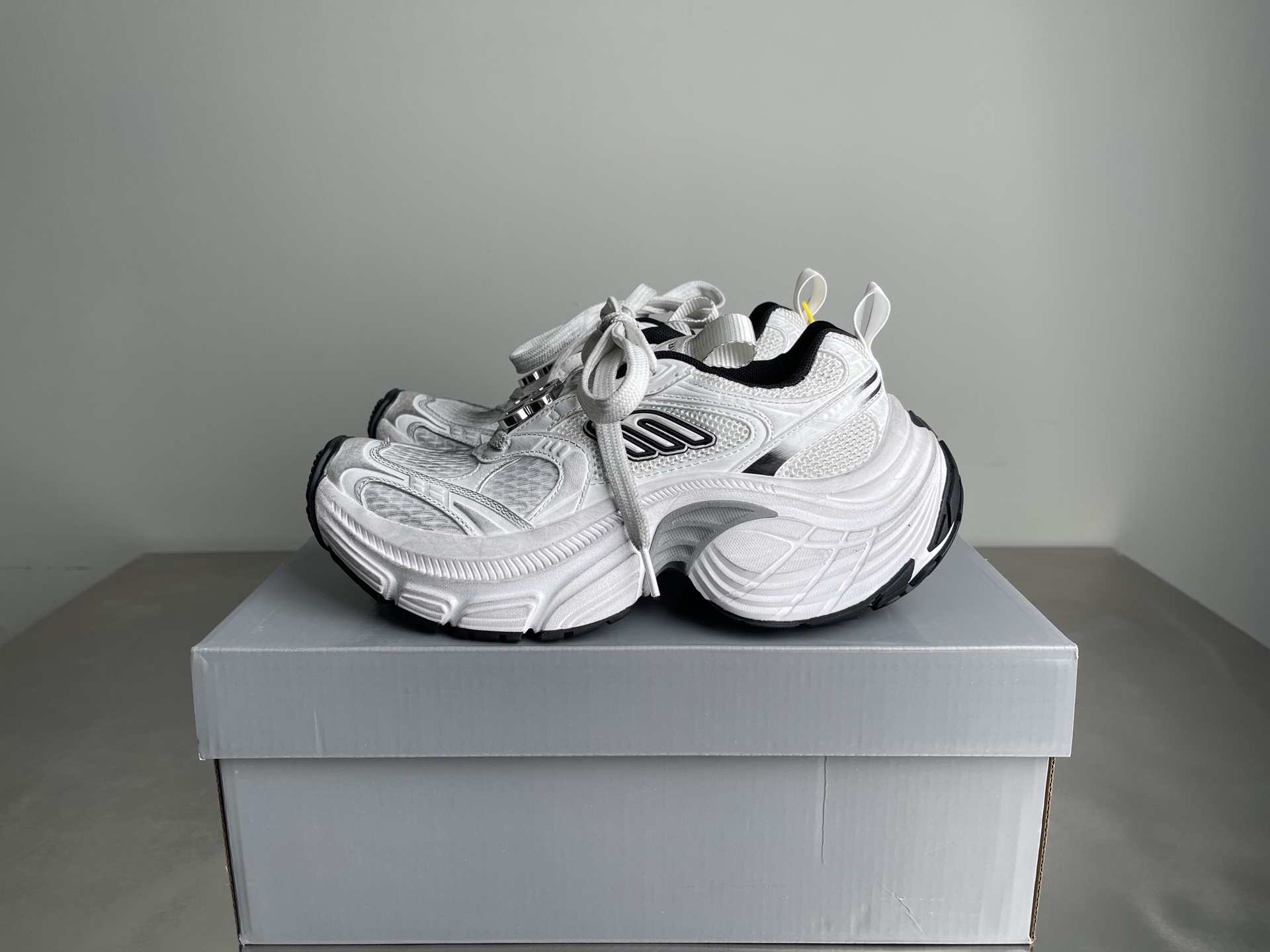 Balenciaga shoe