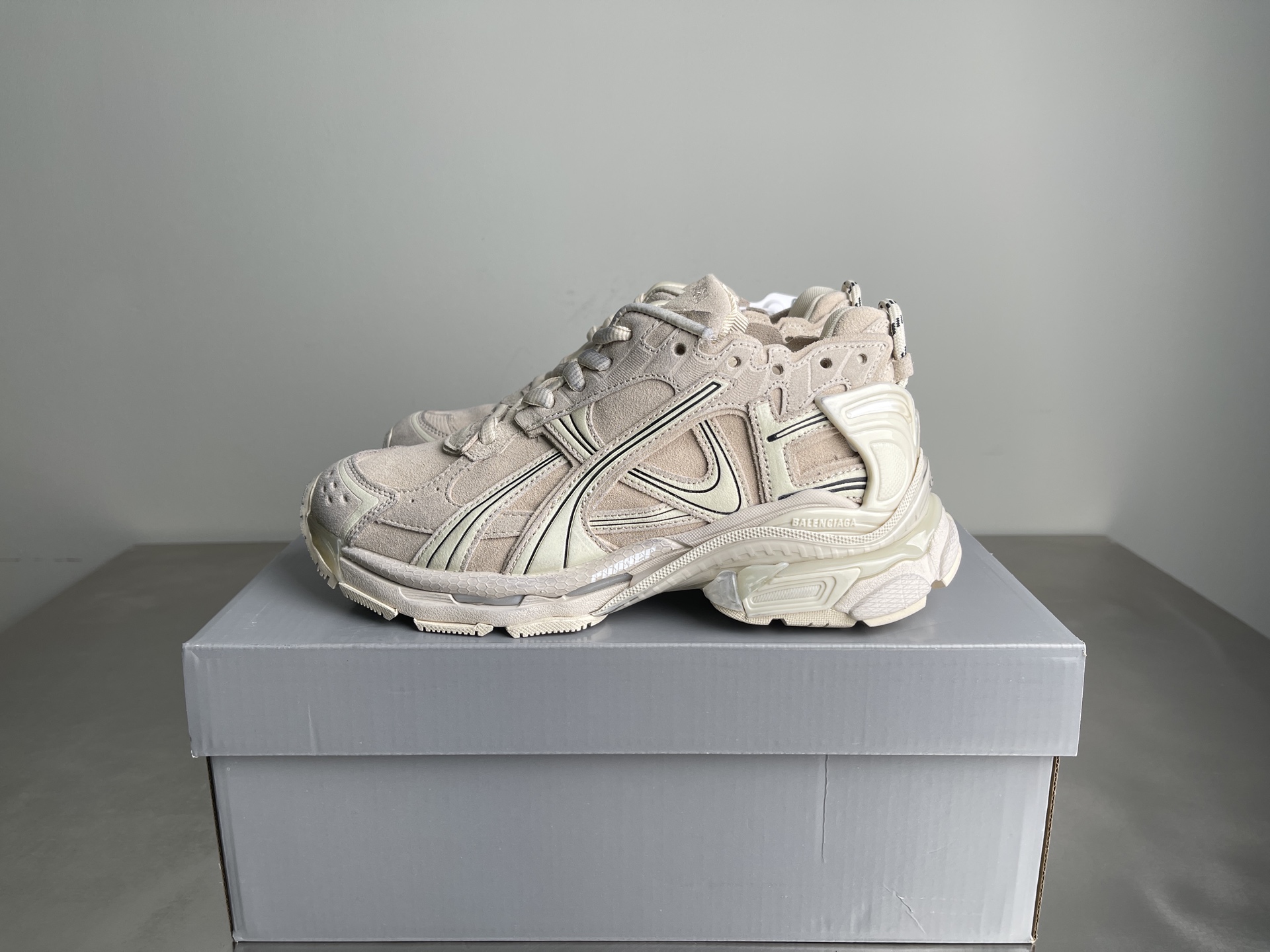 Balenciaga shoe