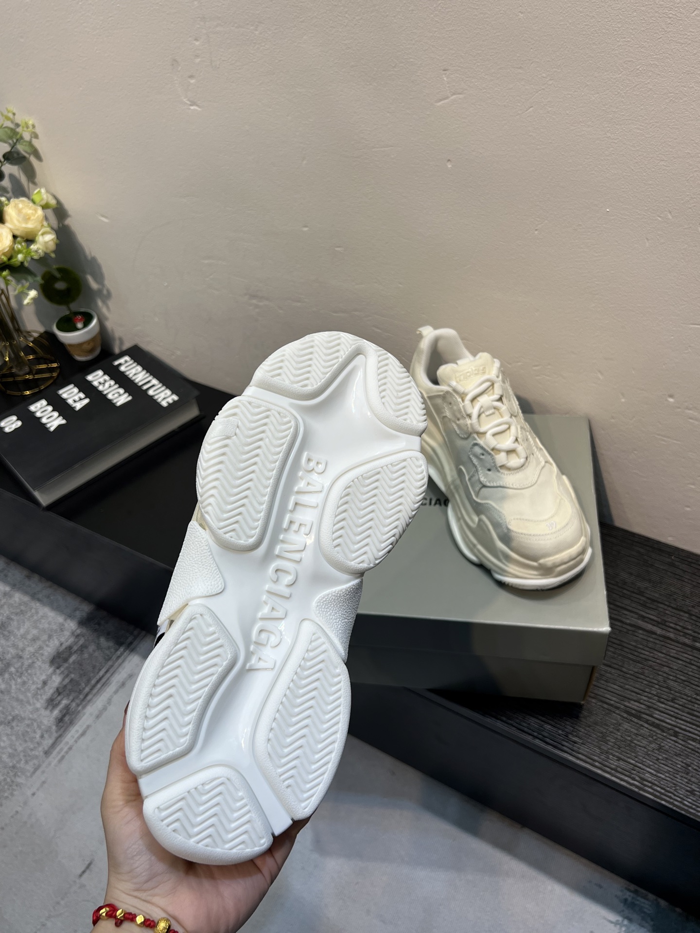 Balenciaga shoe