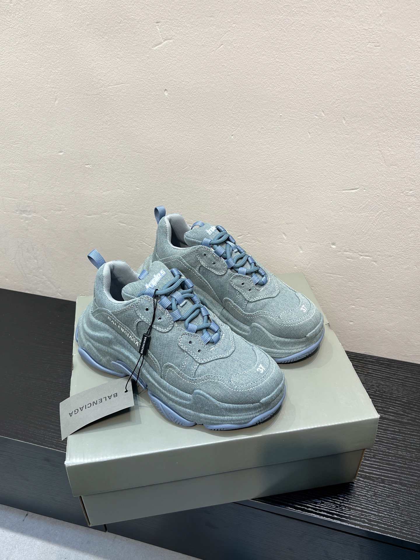 Balenciaga shoe
