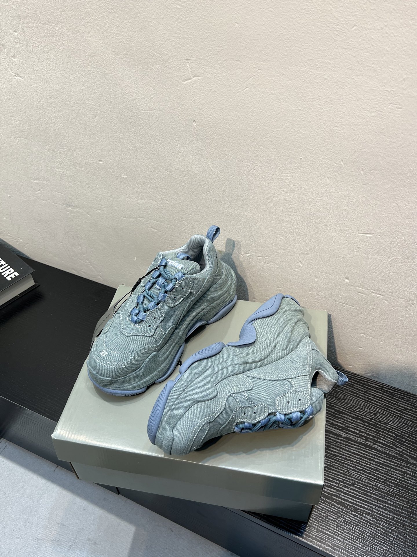 Balenciaga shoe