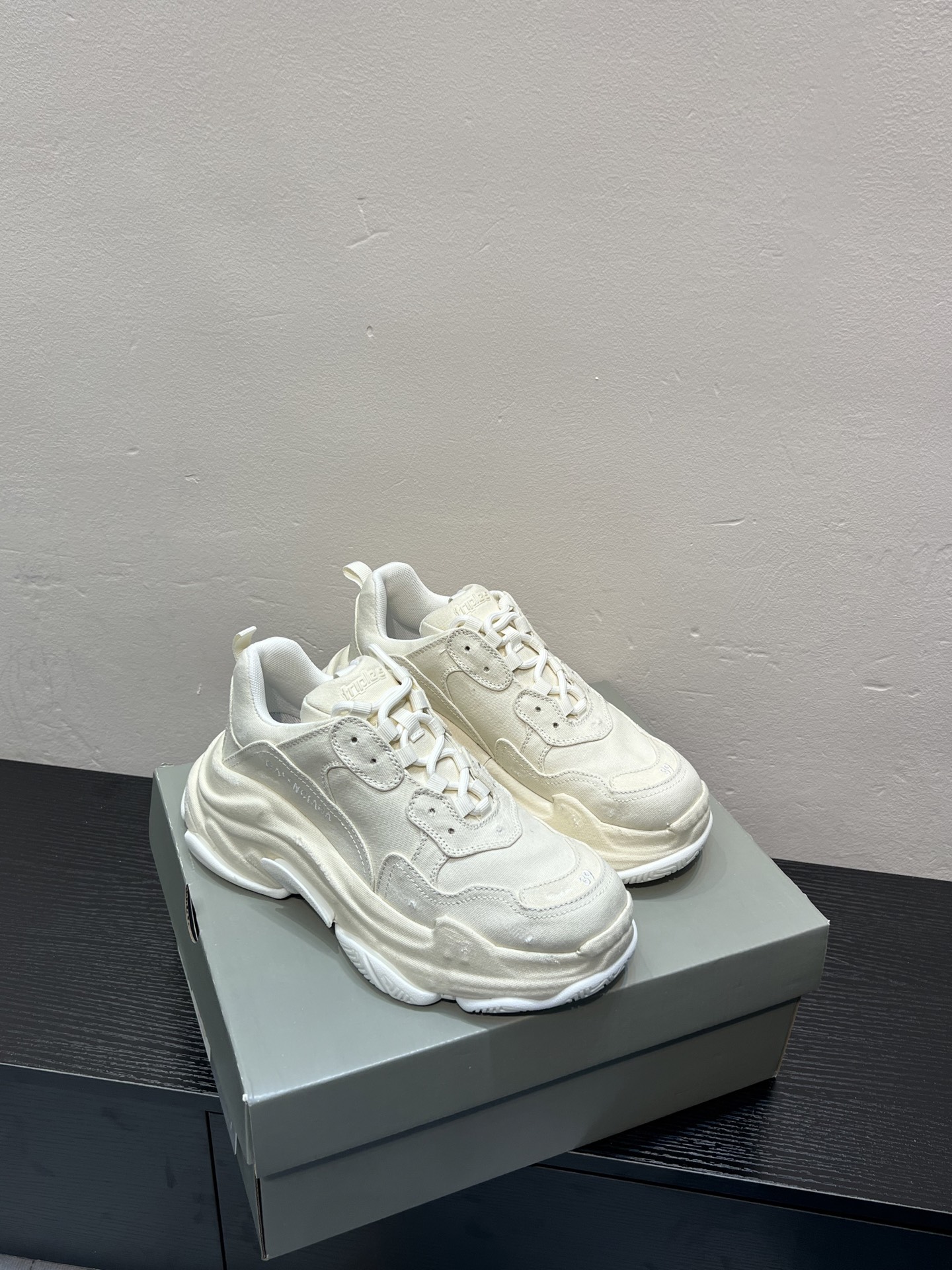 Balenciaga shoe
