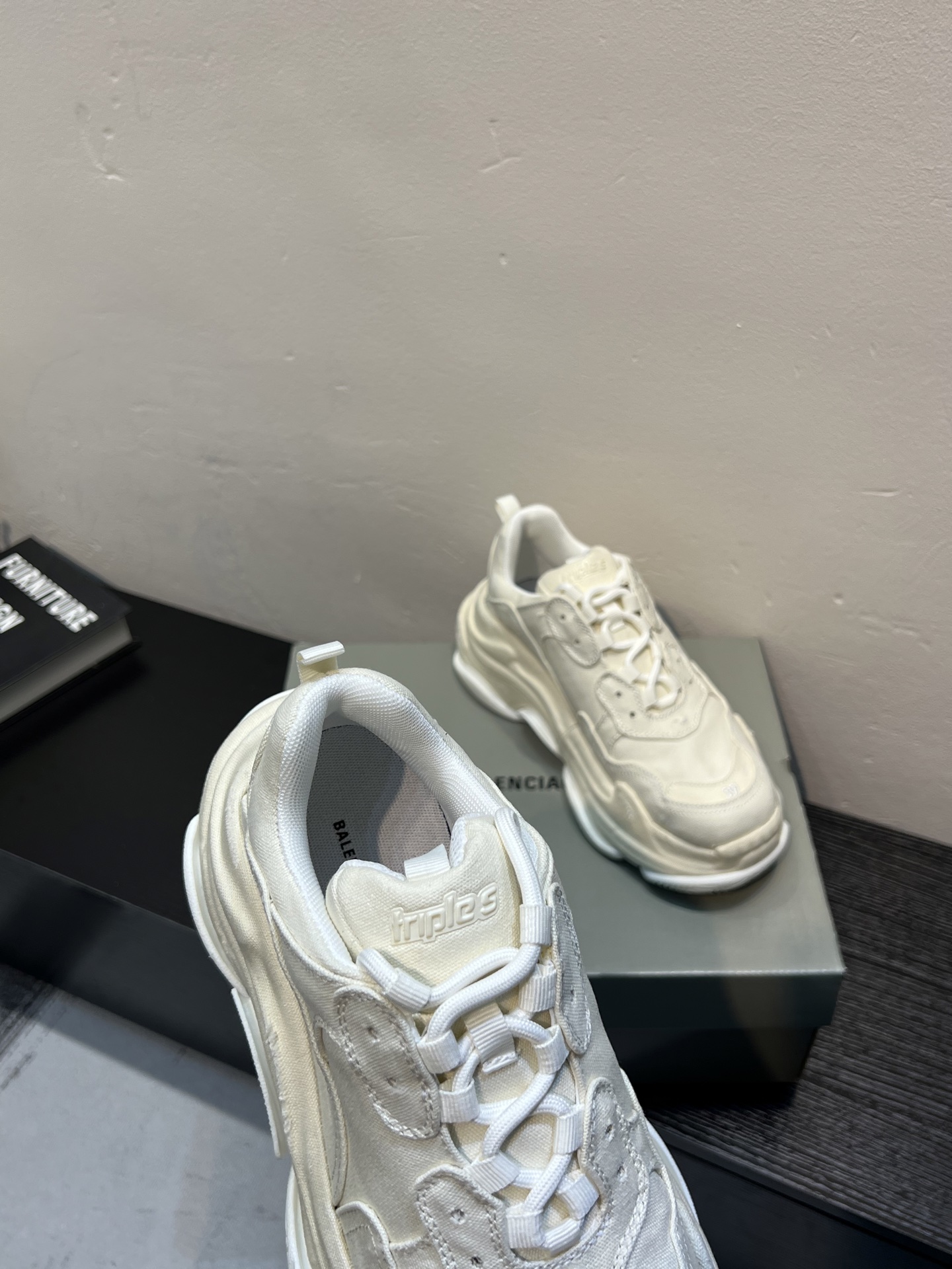 Balenciaga shoe