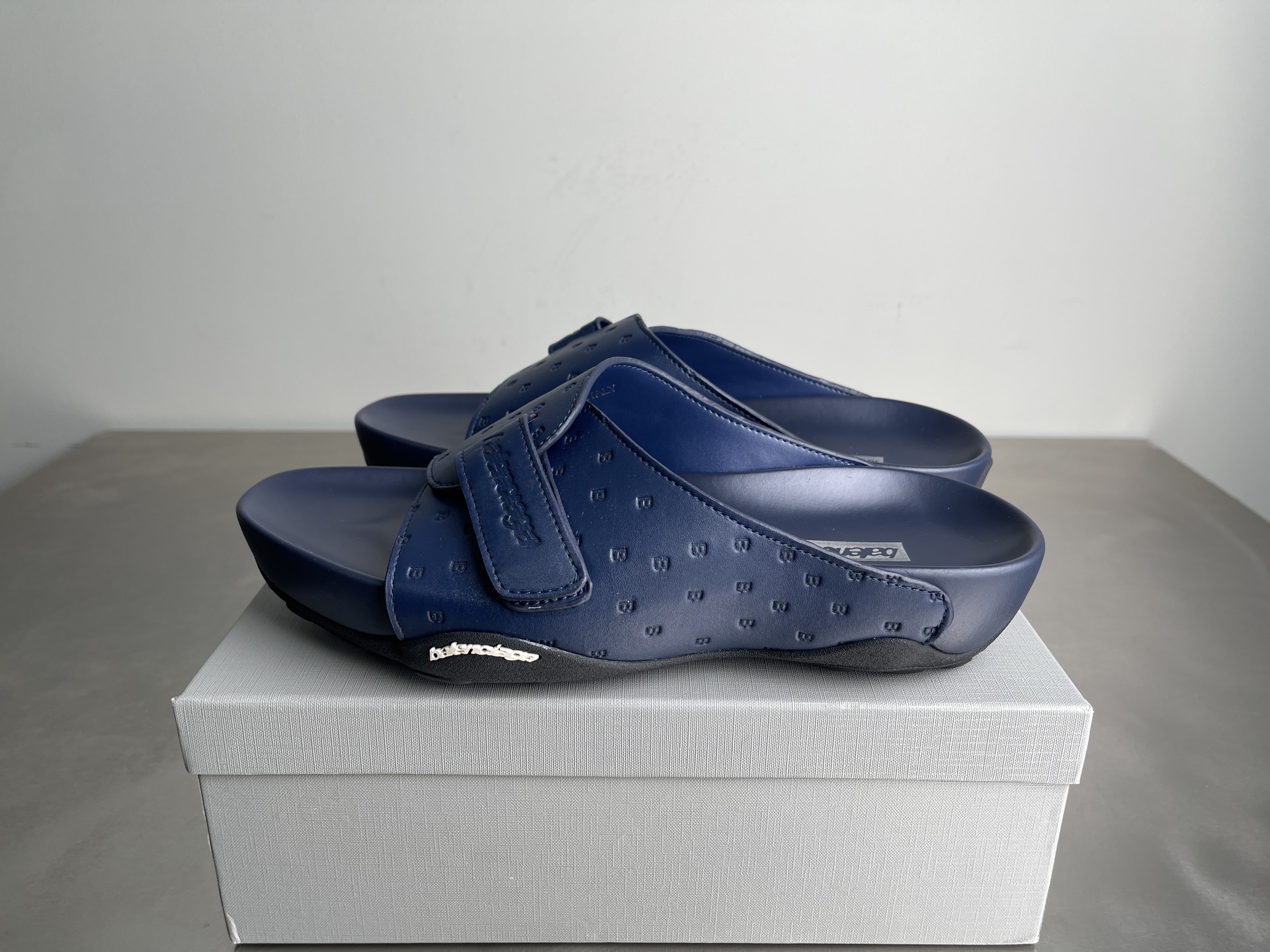 Balenciaga shoe