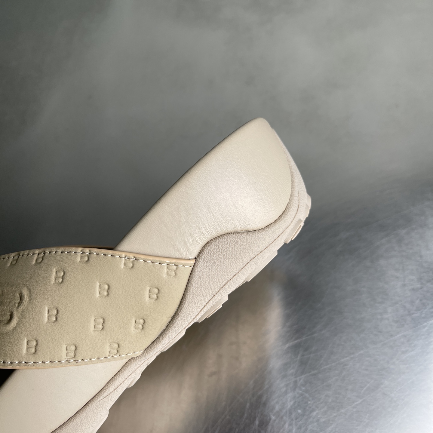 Balenciaga shoe