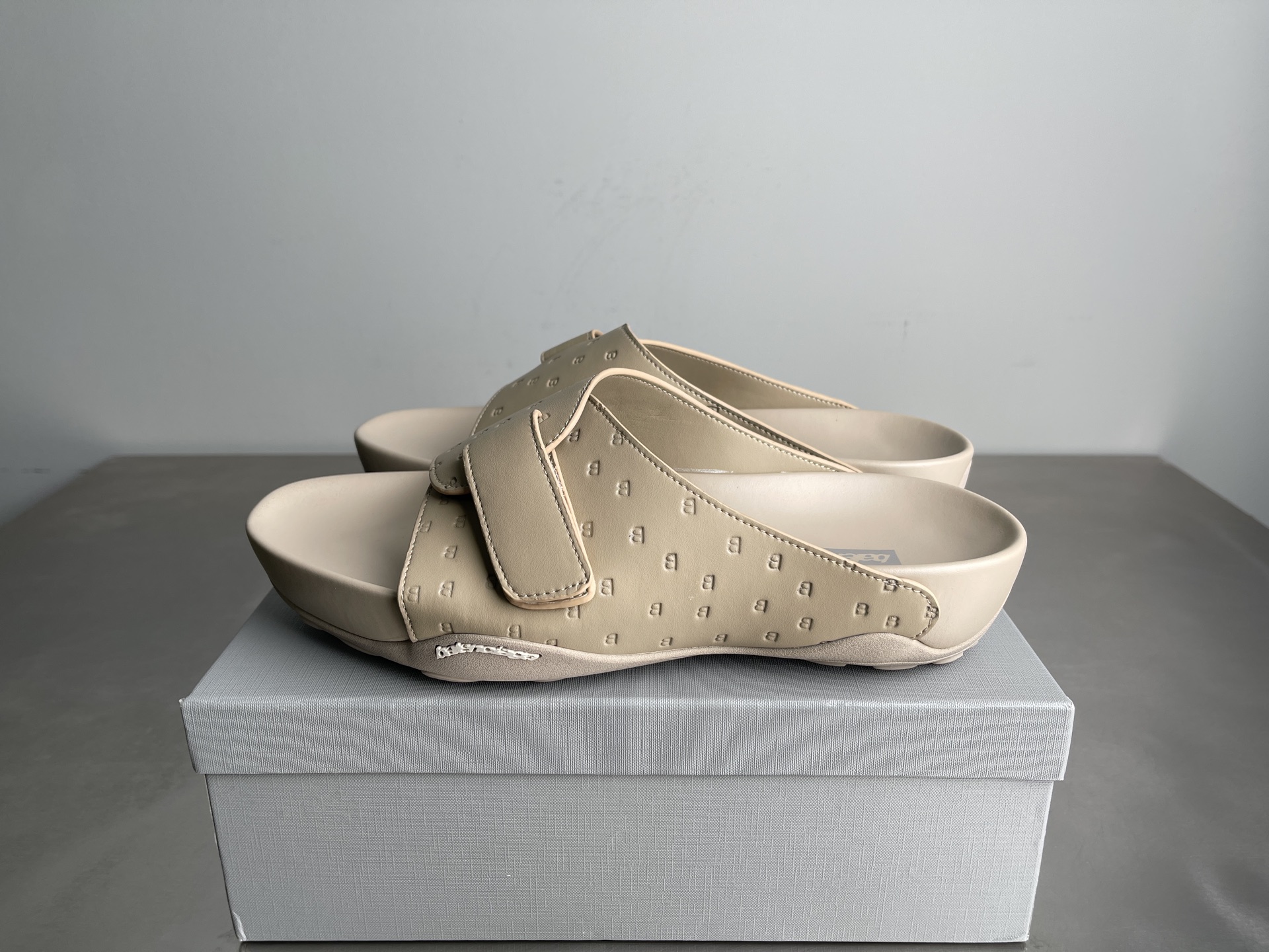 Balenciaga shoe