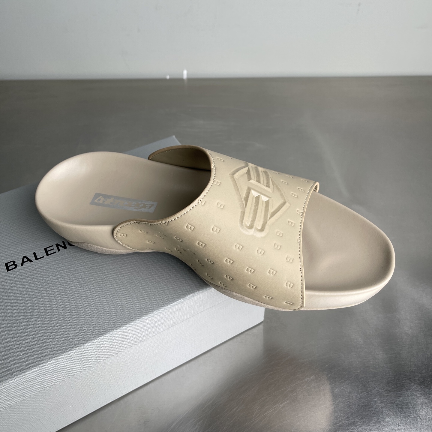 Balenciaga shoe