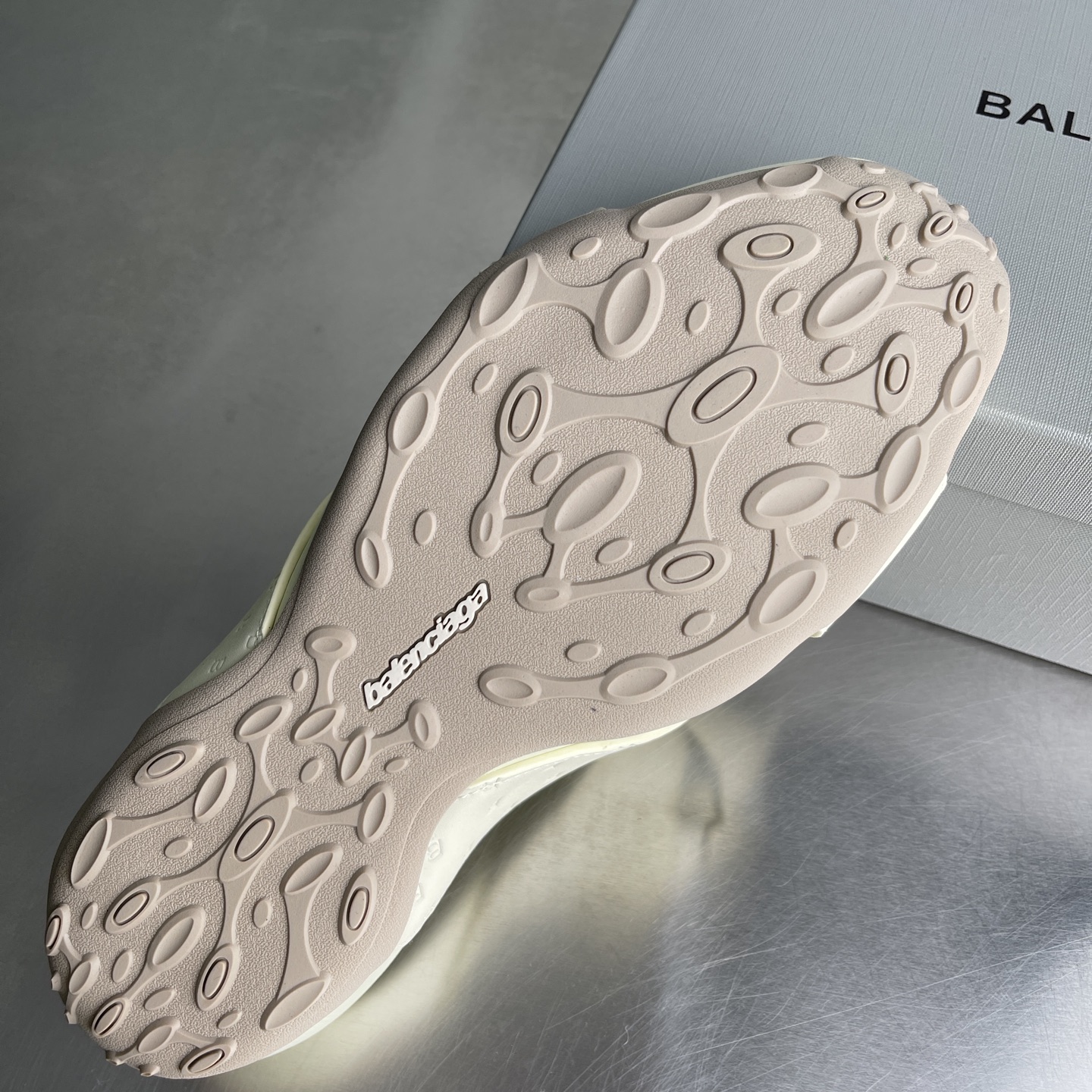 Balenciaga shoe