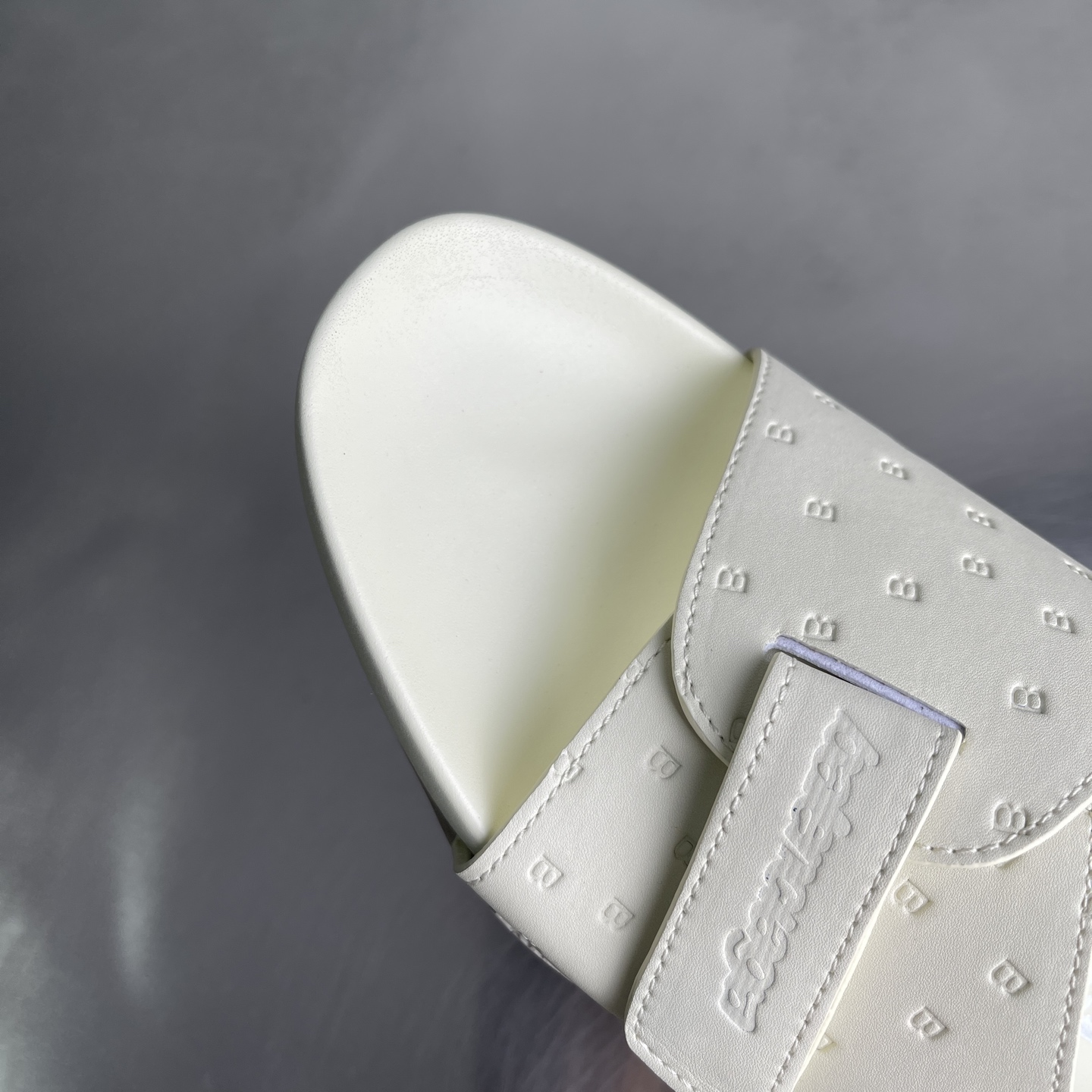 Balenciaga shoe