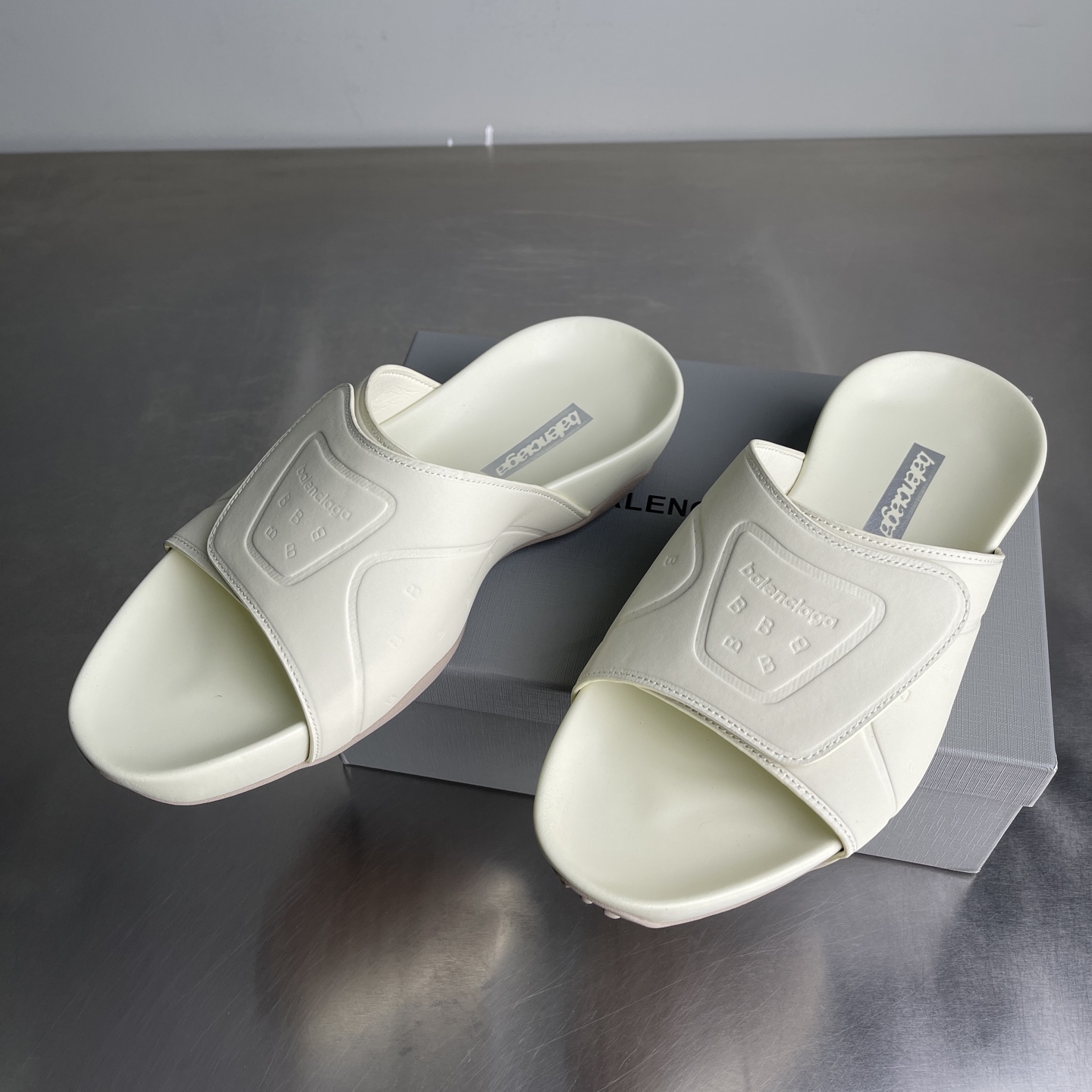 Balenciaga shoe