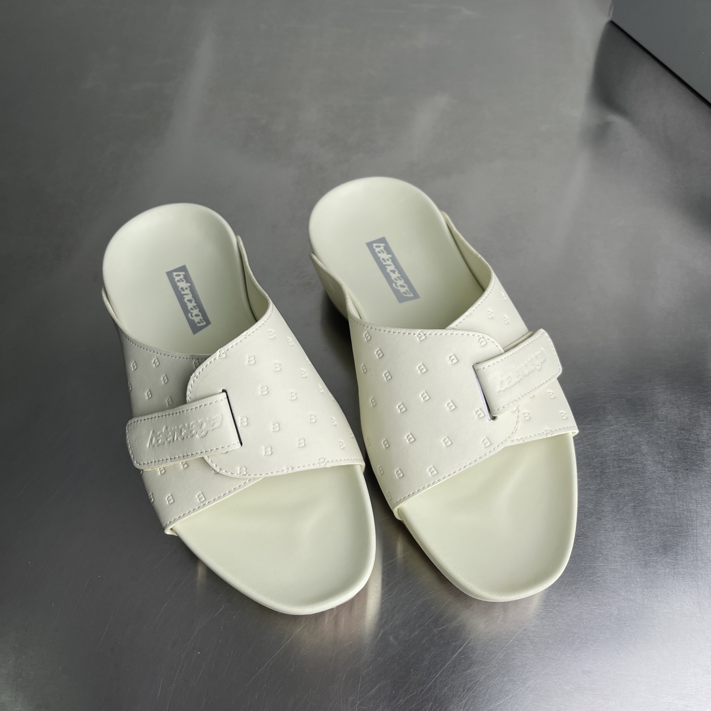 Balenciaga shoe