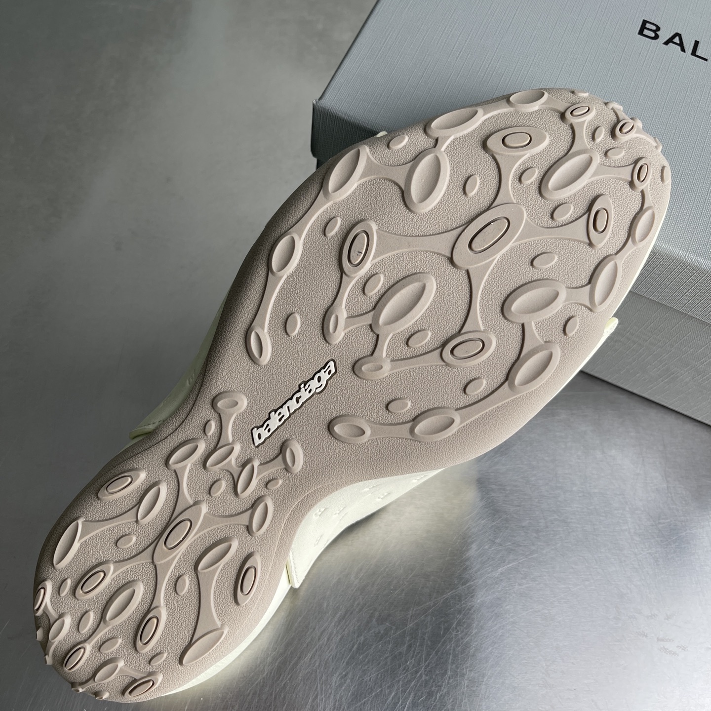 Balenciaga shoe