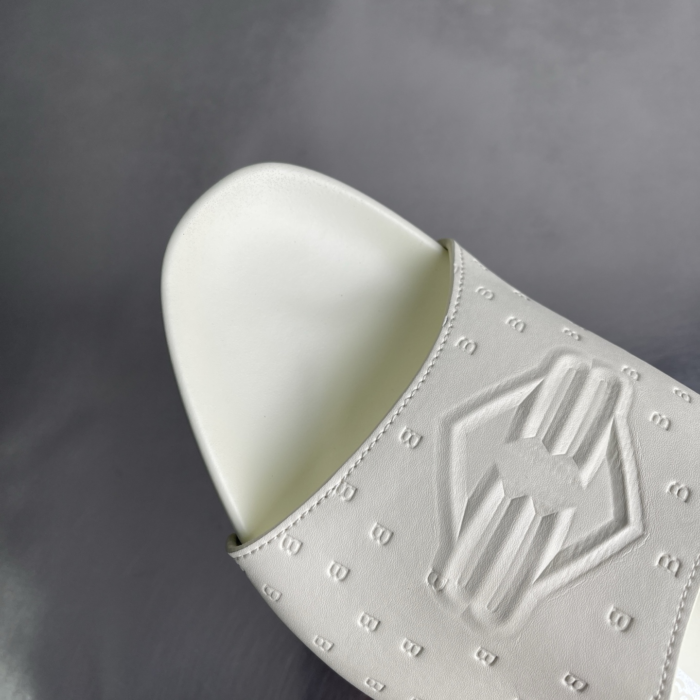 Balenciaga shoe