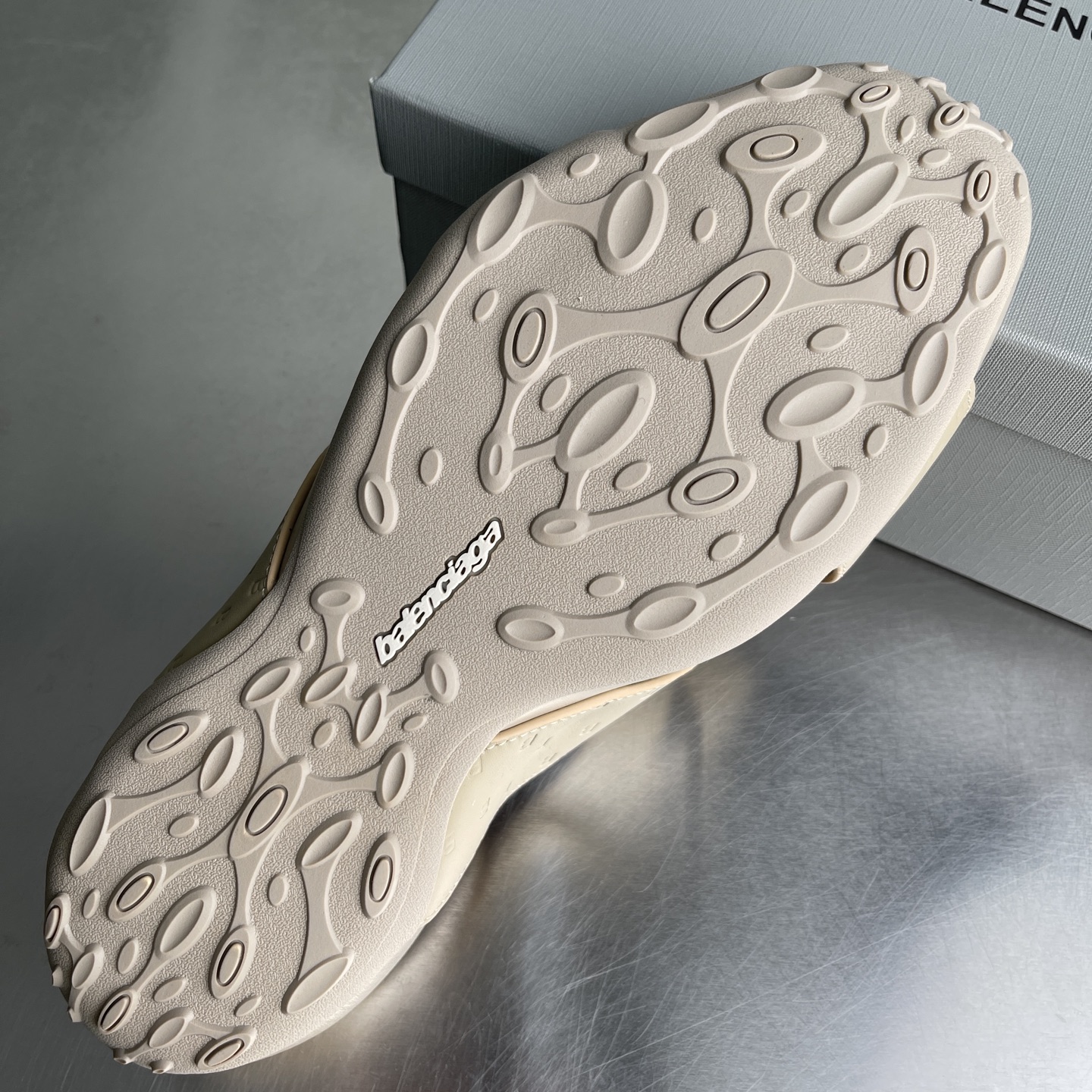 Balenciaga shoe