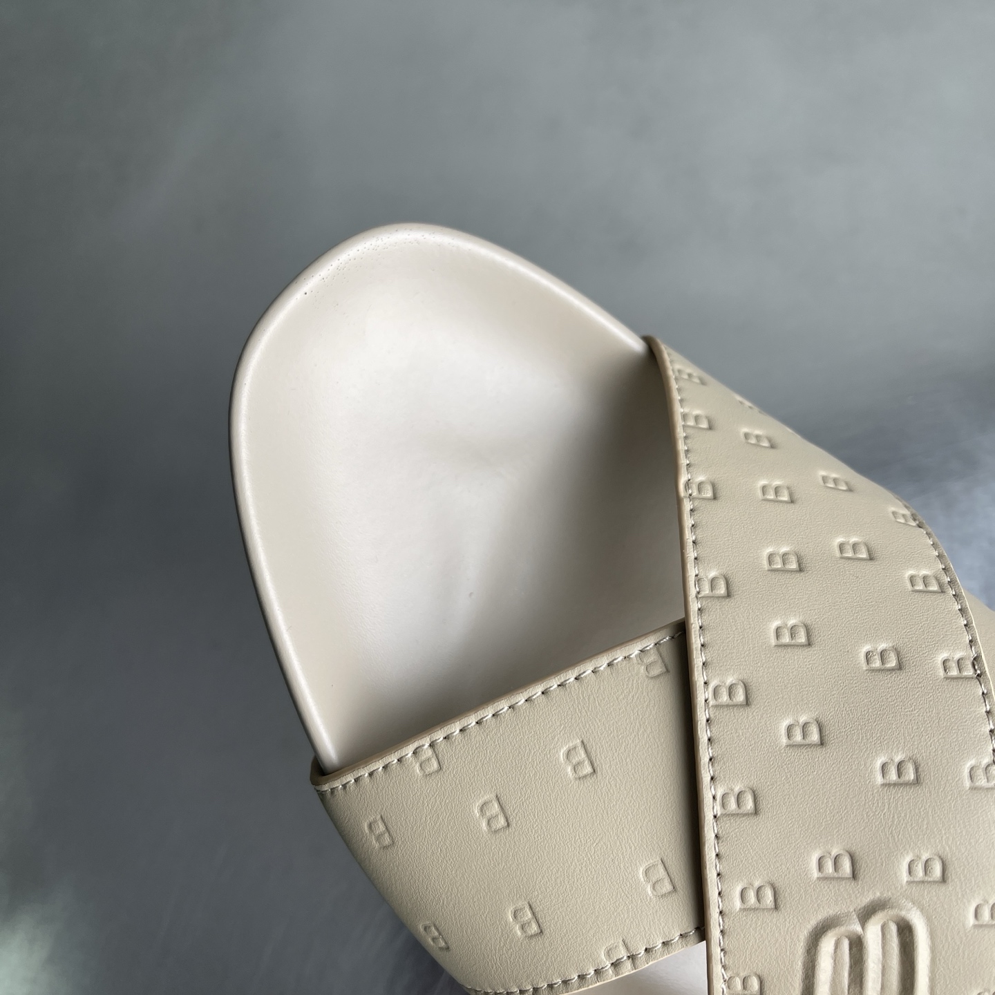 Balenciaga shoe