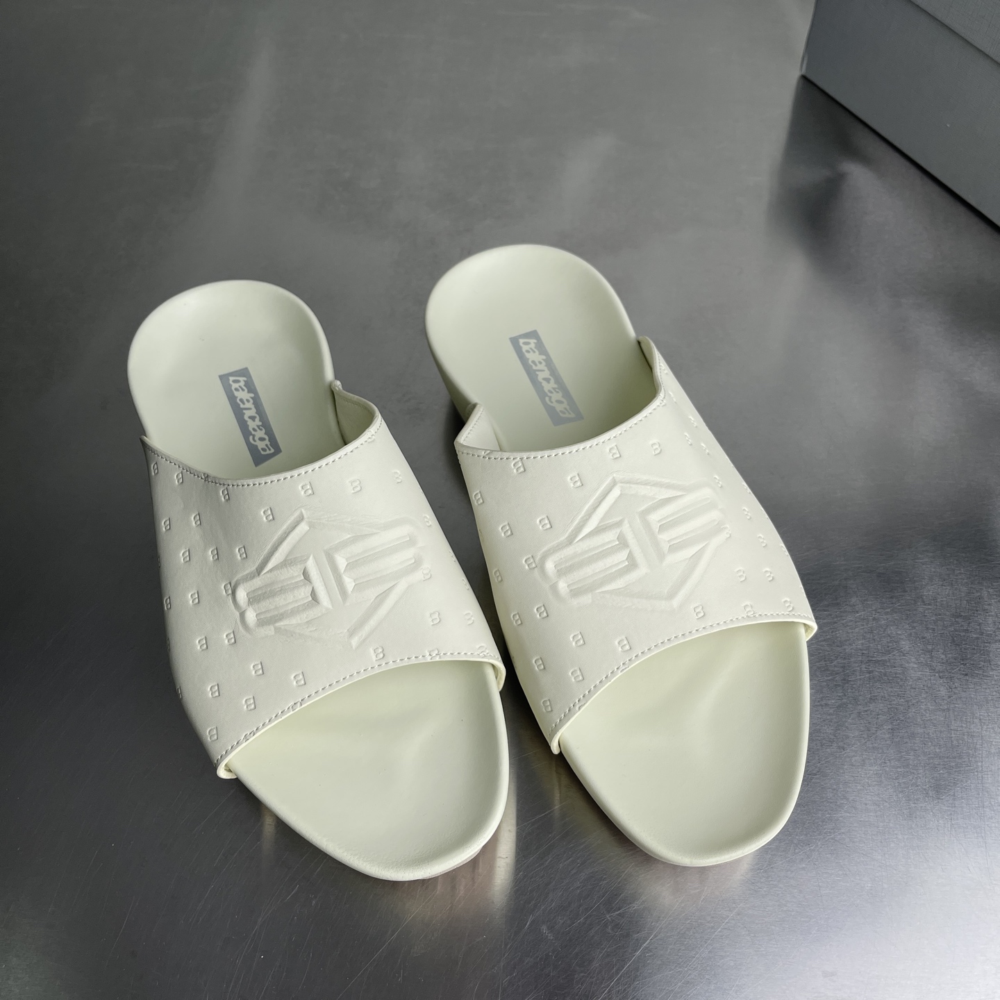 Balenciaga shoe