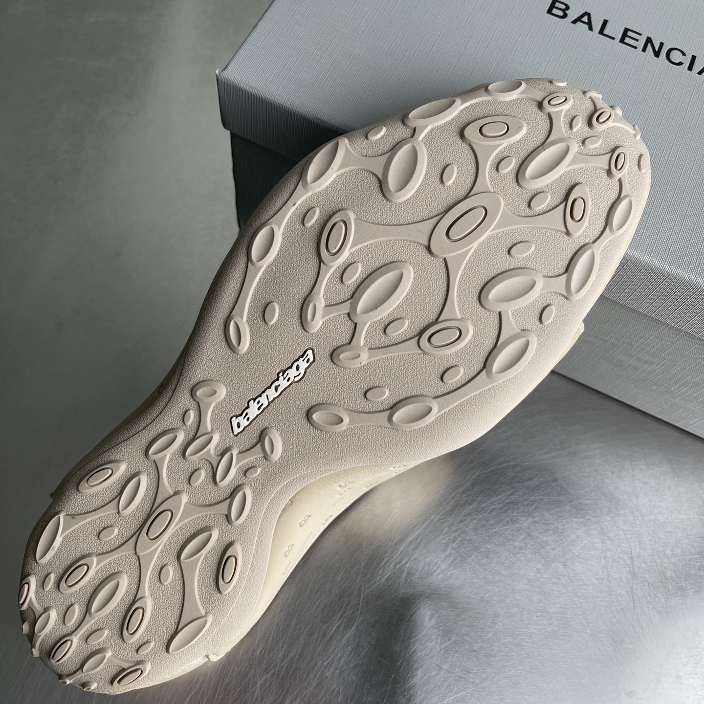 Balenciaga shoe