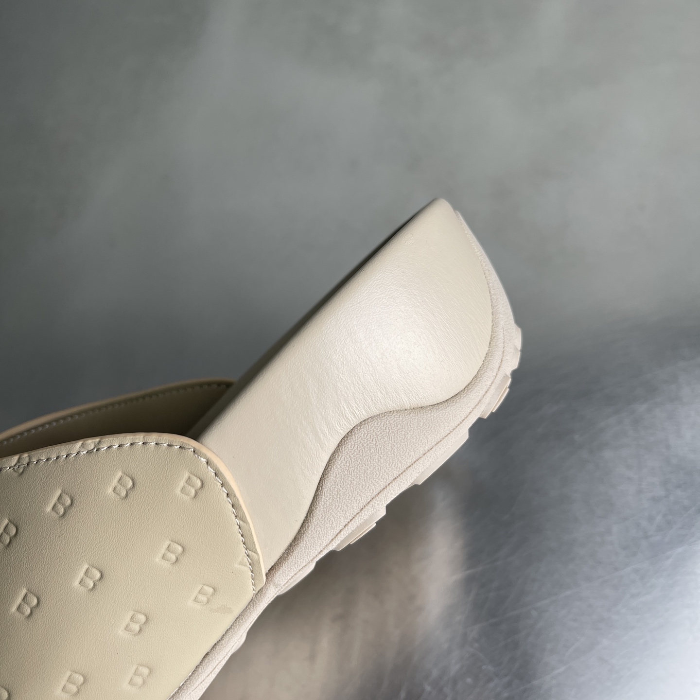 Balenciaga shoe