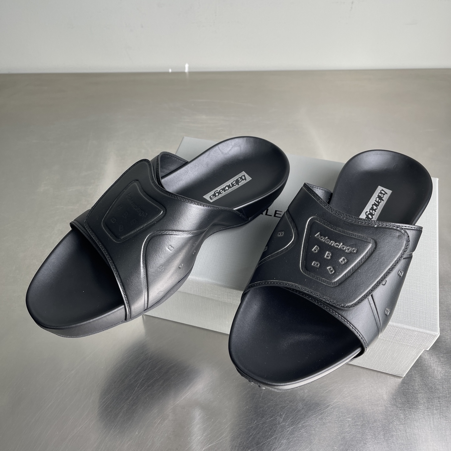Balenciaga shoe