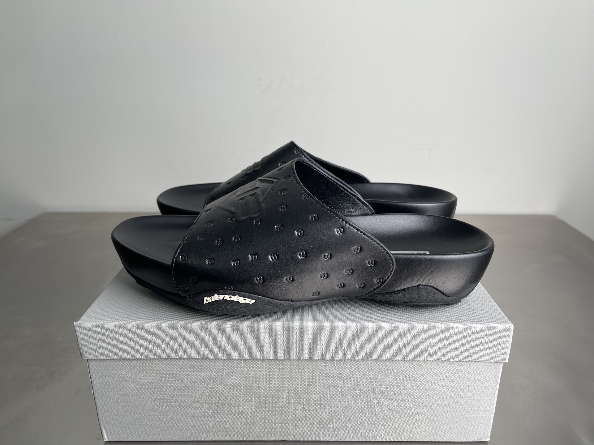 Balenciaga shoe