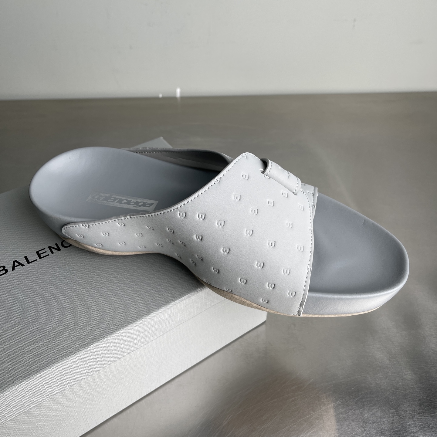 Balenciaga shoe