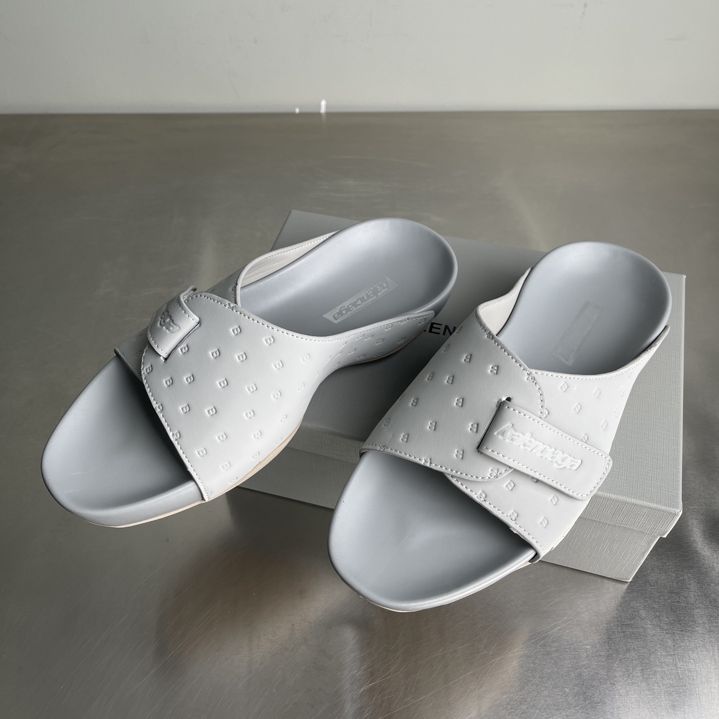 Balenciaga shoe