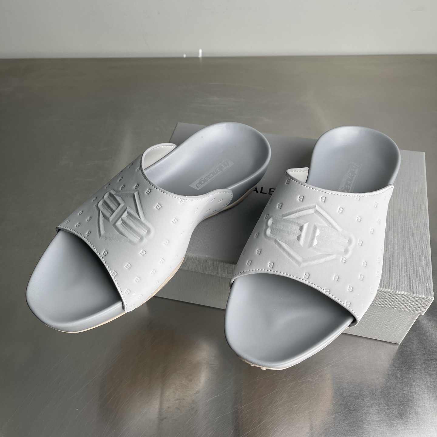 Balenciaga shoe