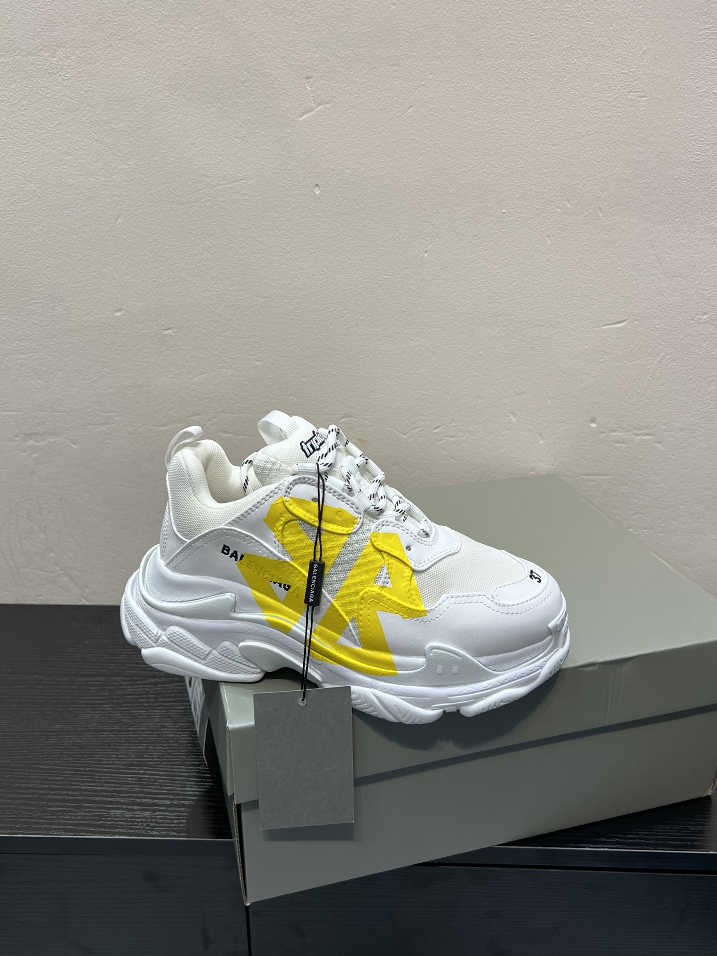 Balenciaga shoe