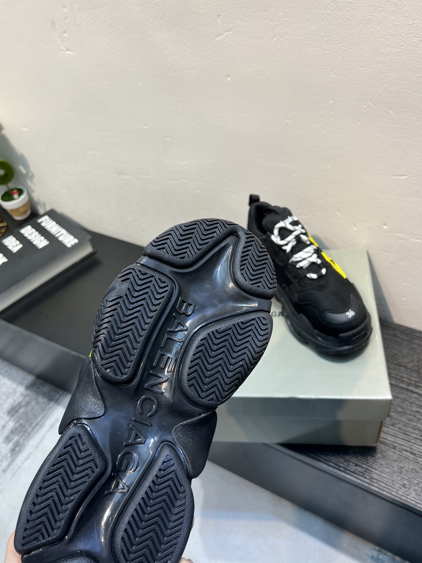 Balenciaga shoe
