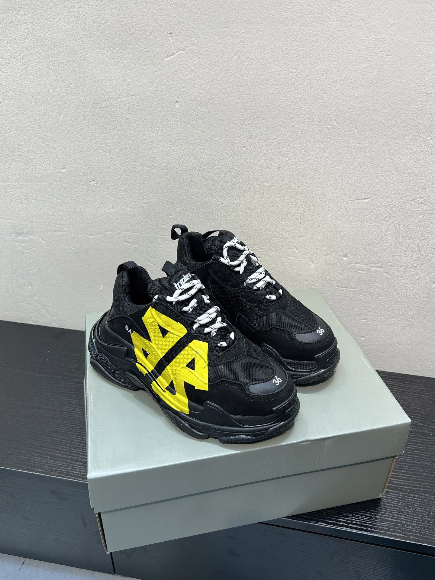 Balenciaga shoe