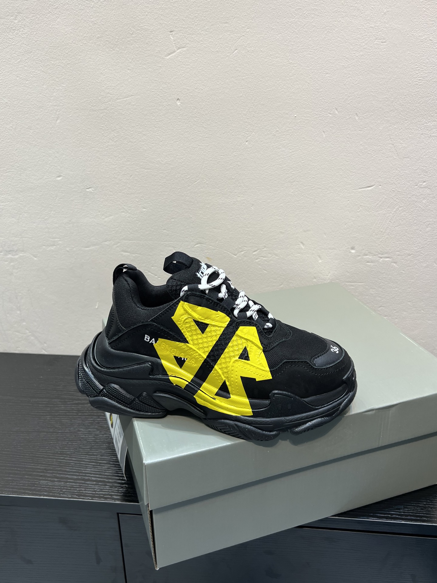 Balenciaga shoe
