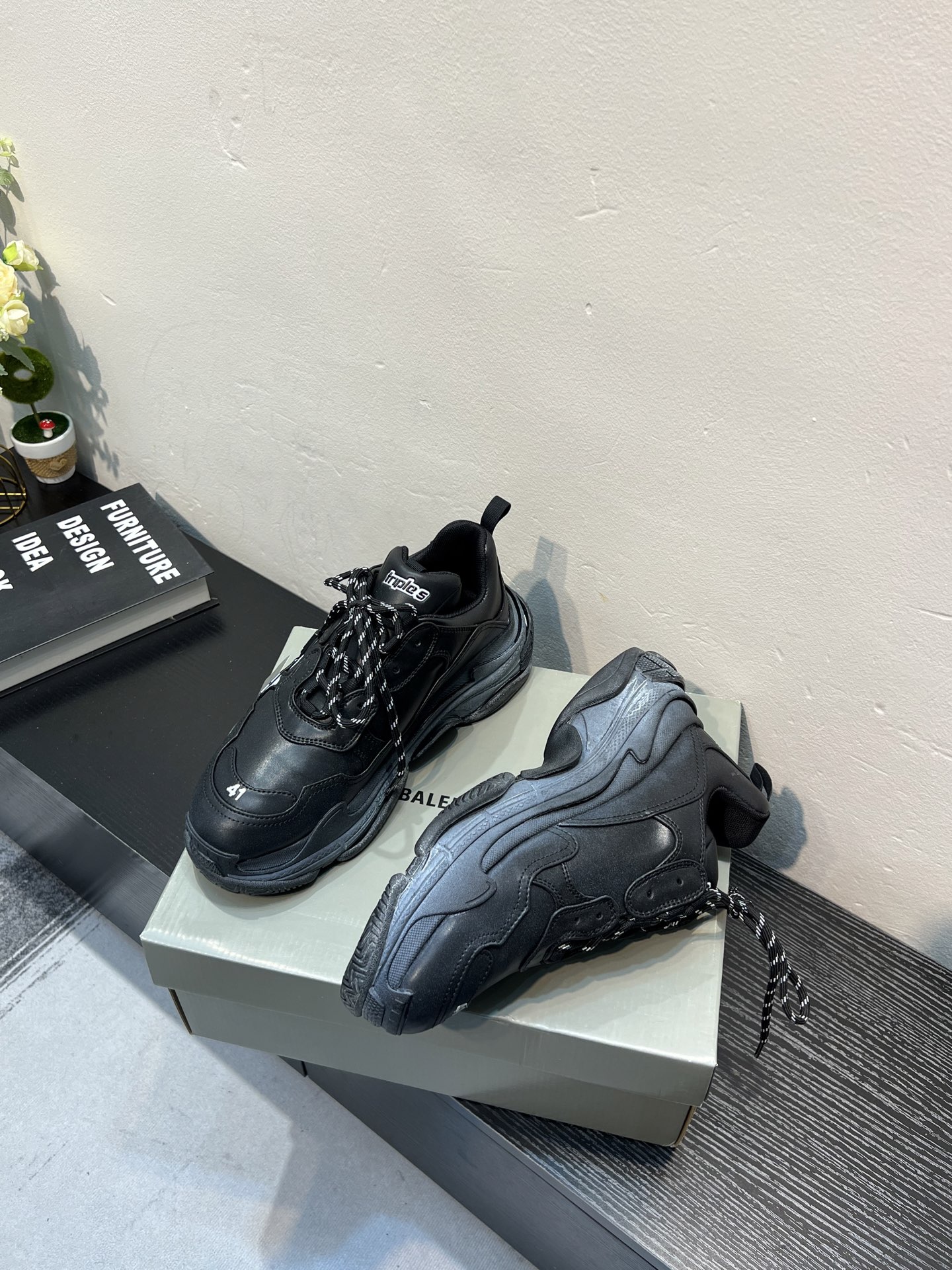 Balenciaga shoe