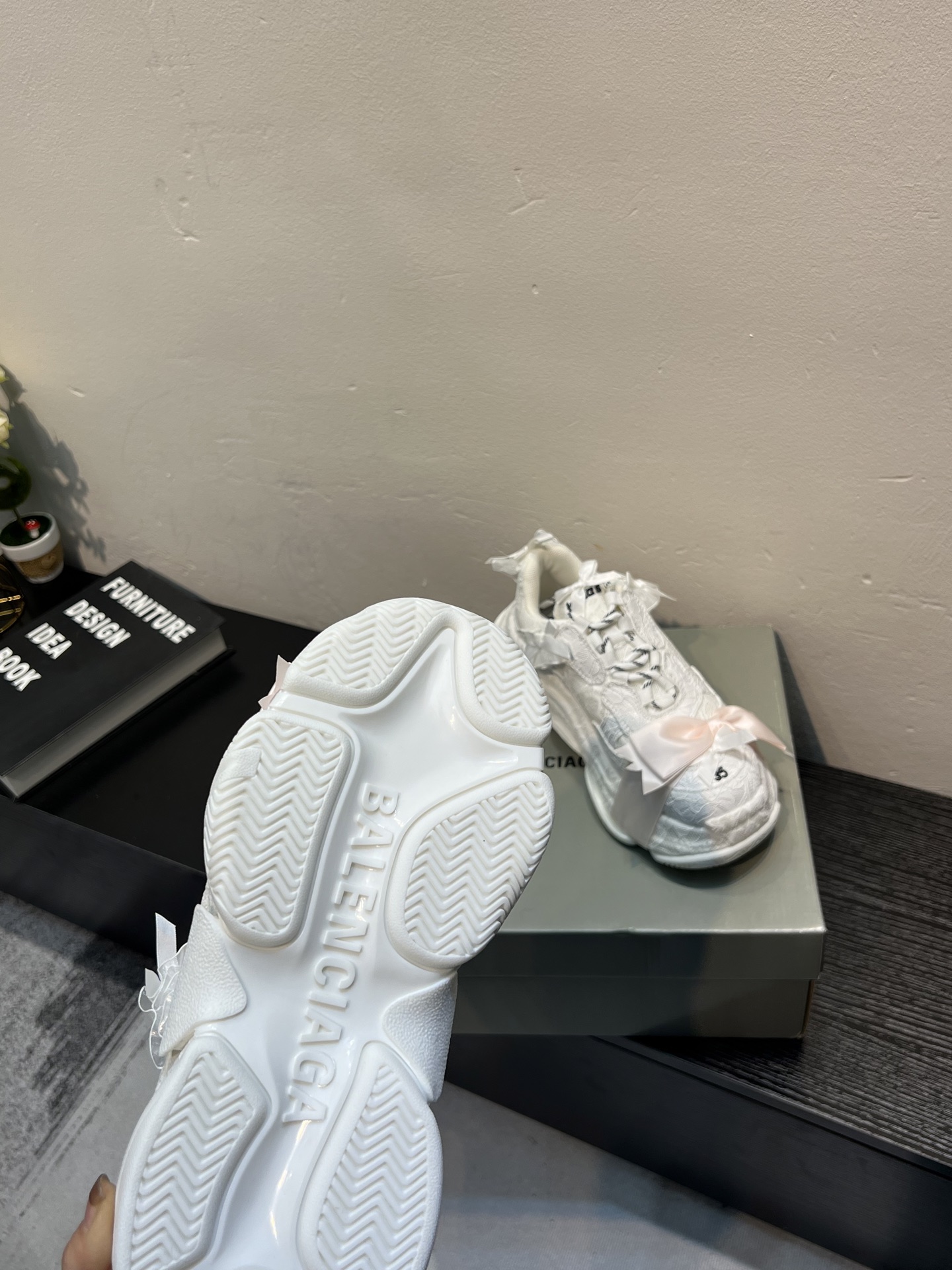 Balenciaga shoe