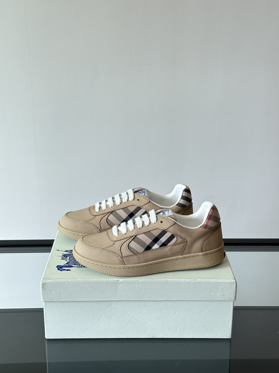 Burberry shoe