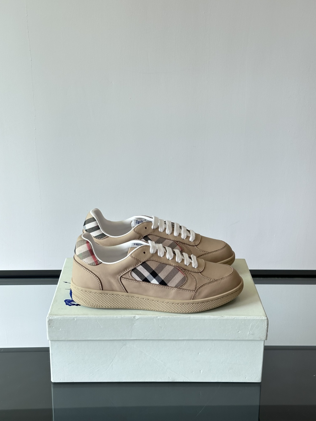 Burberry shoe